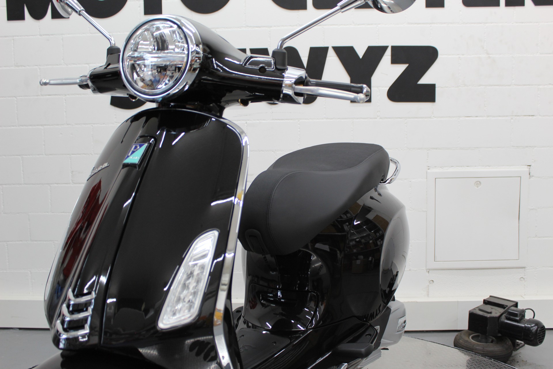 PIAGGIO Vespa Primavera 125-image-5