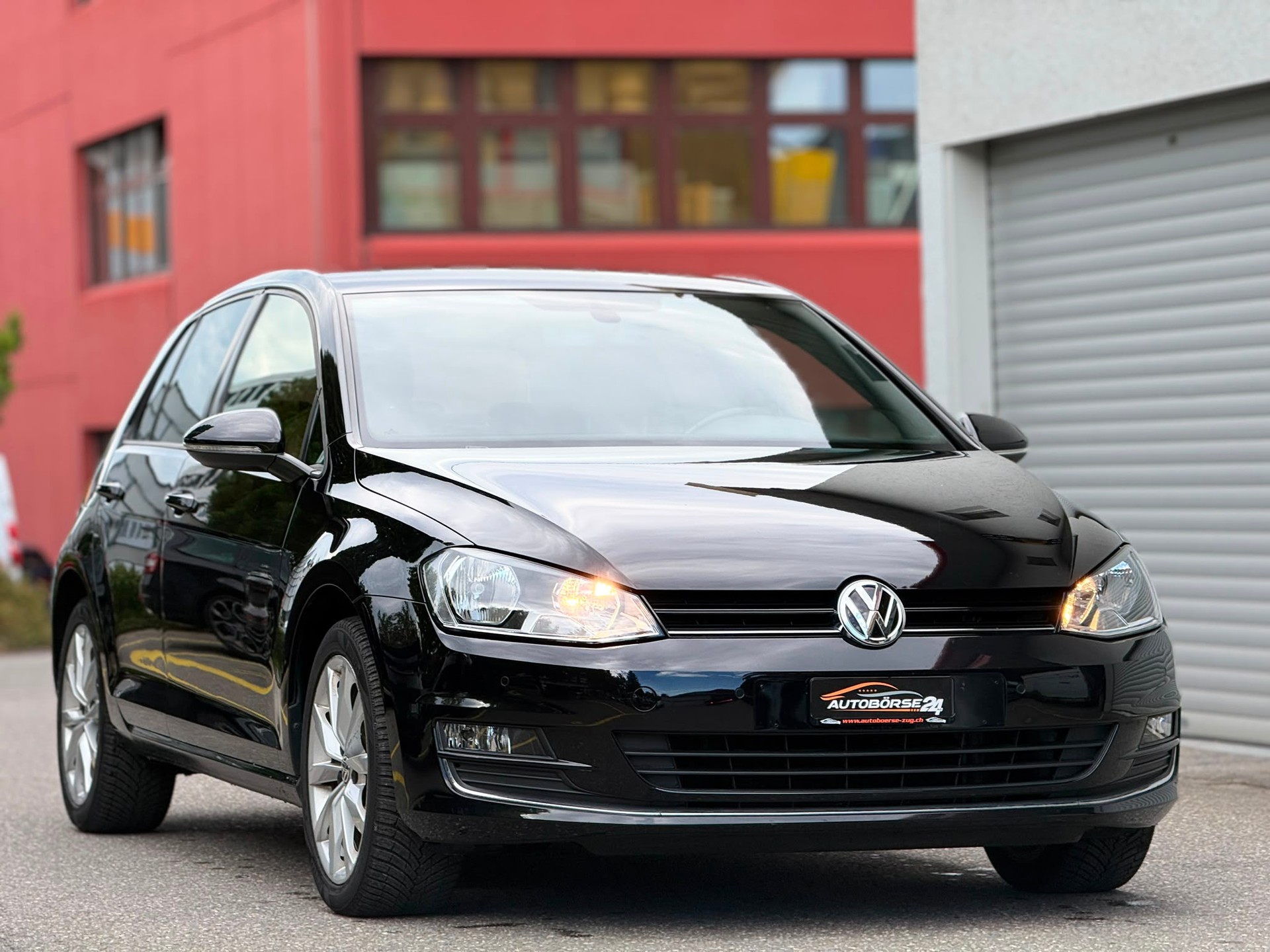 VW Golf VII 1.4 TSI 125 Lounge-showroom-element-1