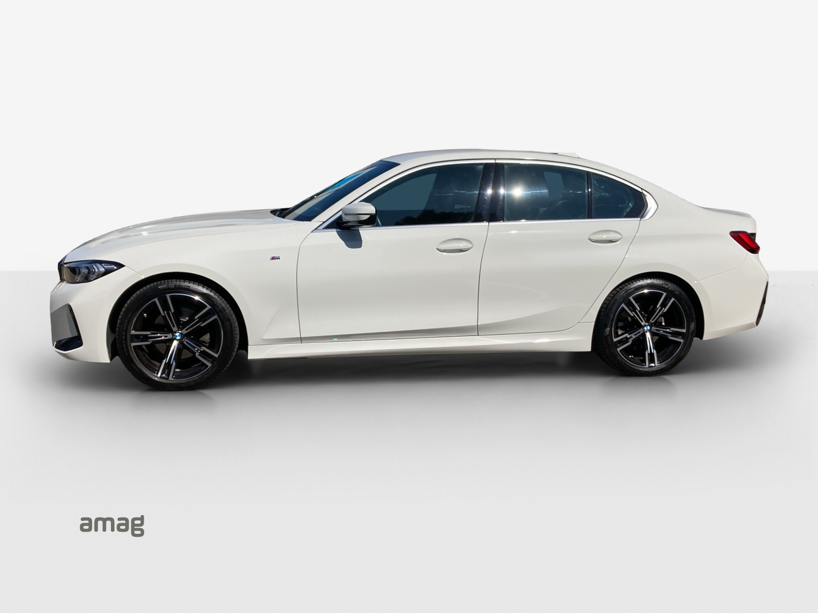 BMW 320d xDrive 48V Steptronic M Sport-showroom-element-1