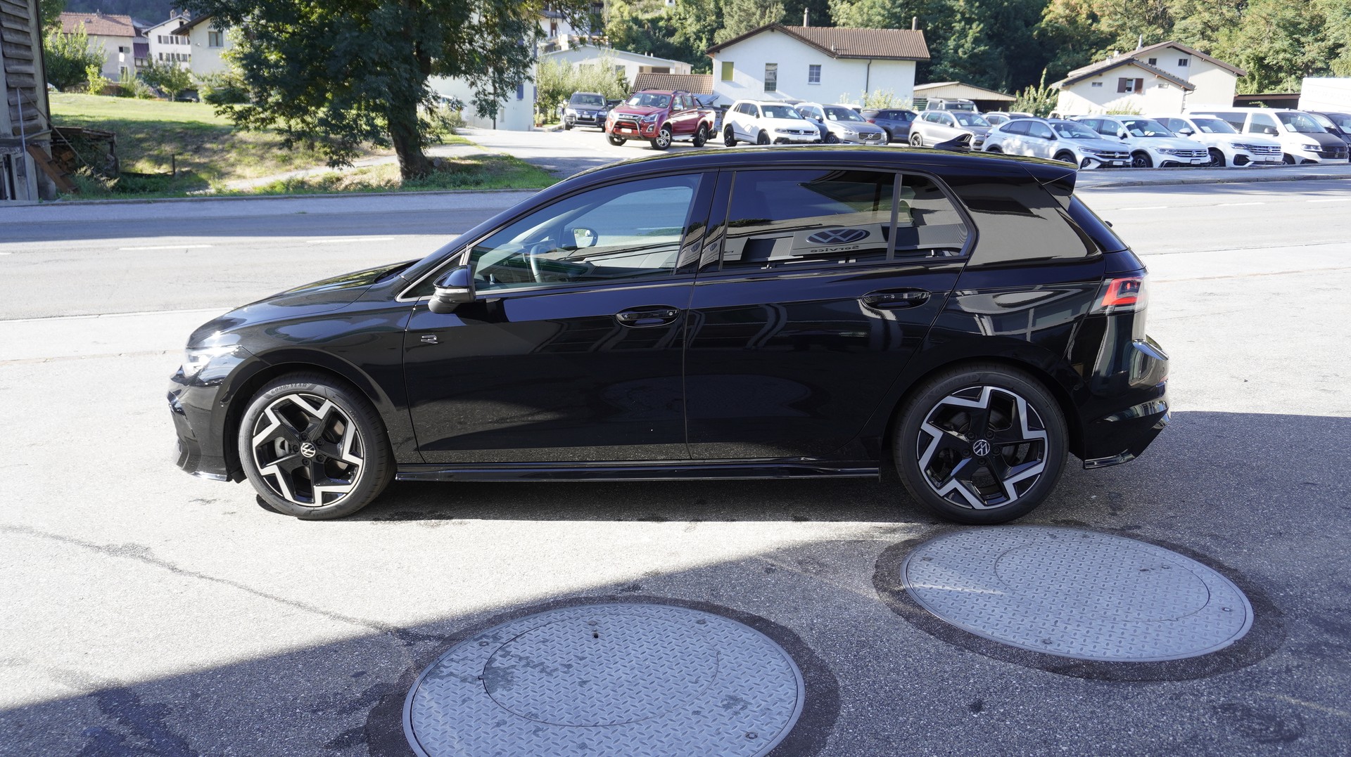 VW Golf 2.0 TSI R-Line DSG 4 Motion-image-12