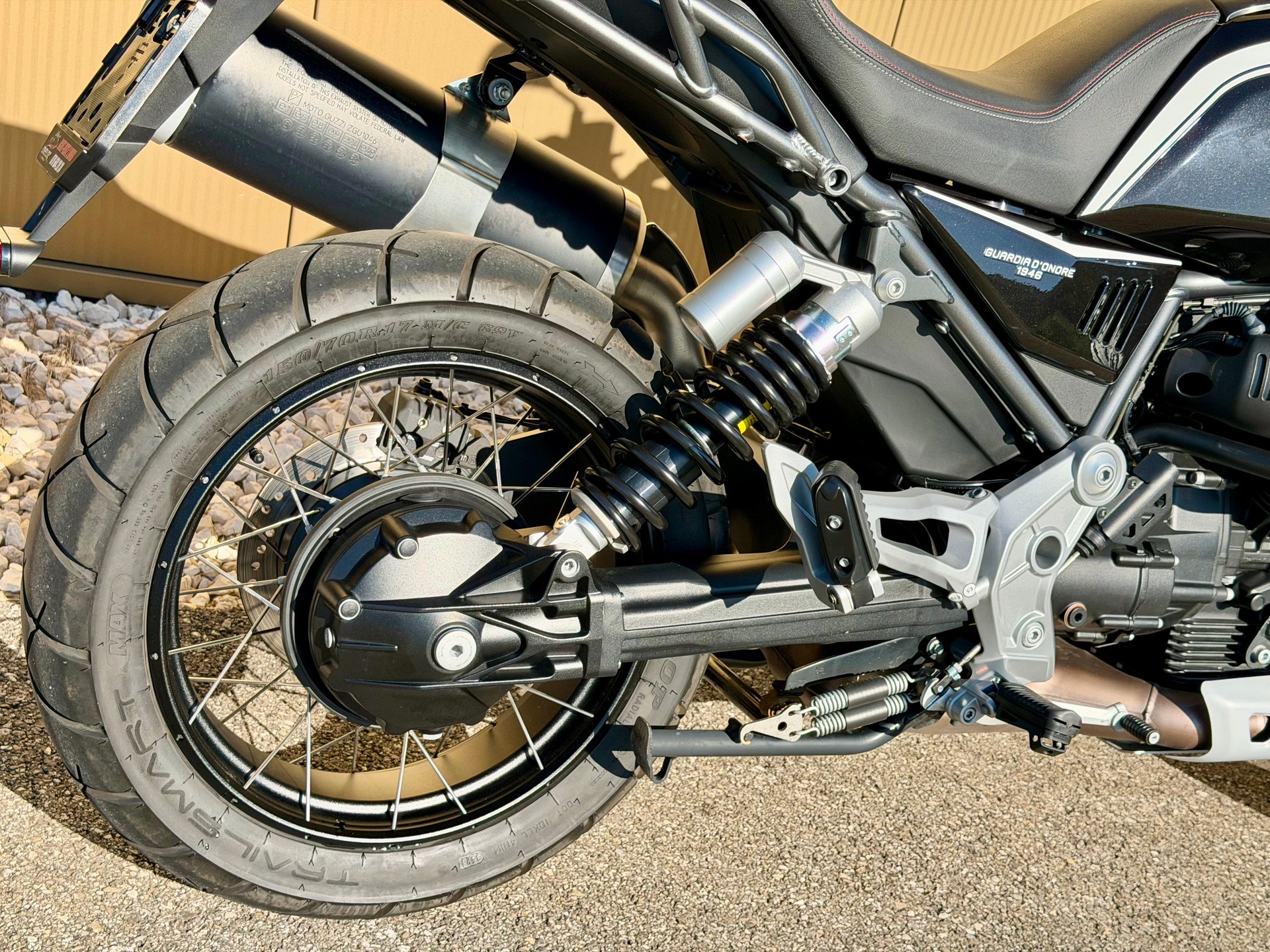 MOTO GUZZI V85 TT ABS Guardia d'Onore 0022 / 1946-image-6