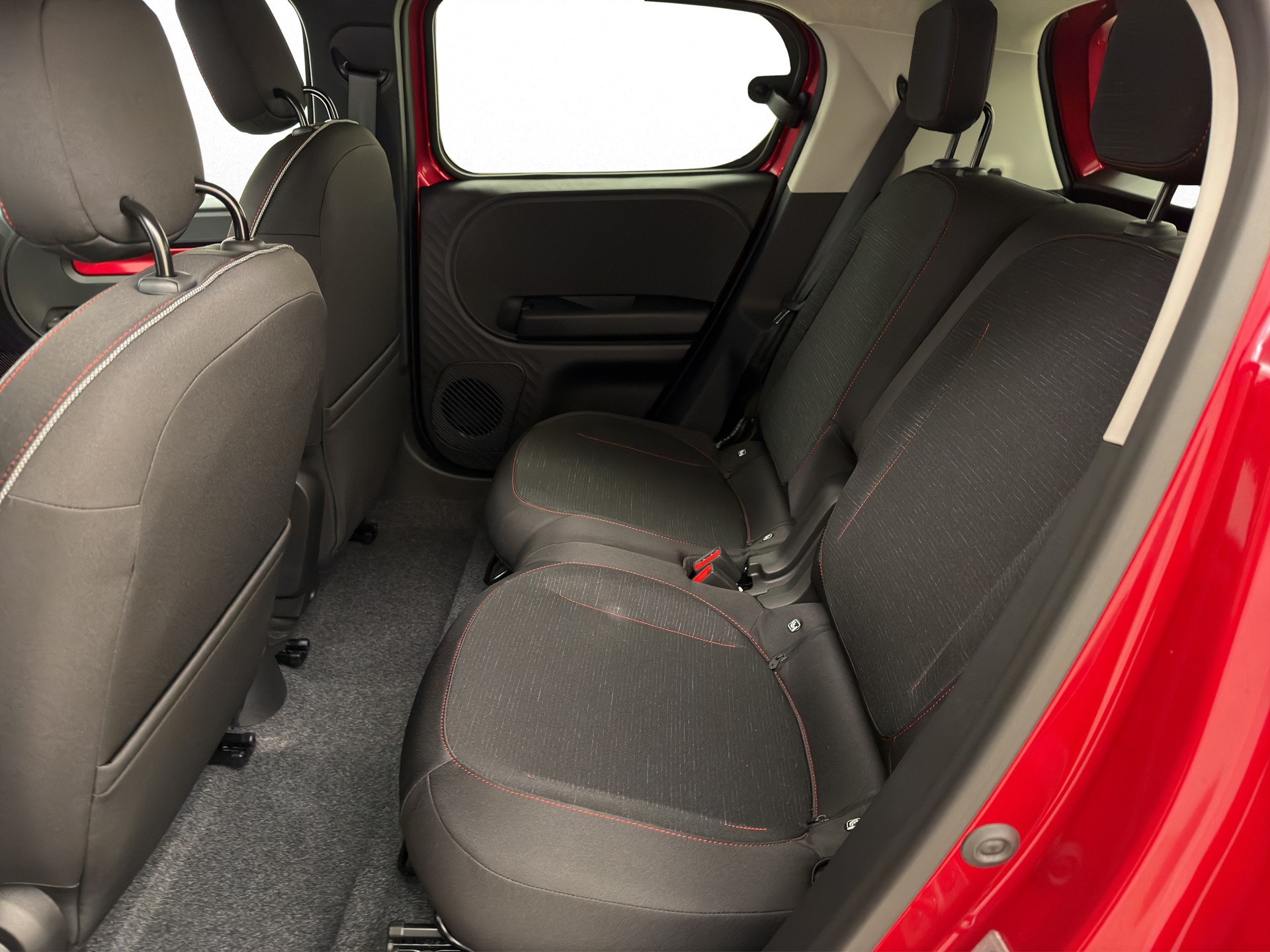 RENAULT Twingo E-Tech-image-11