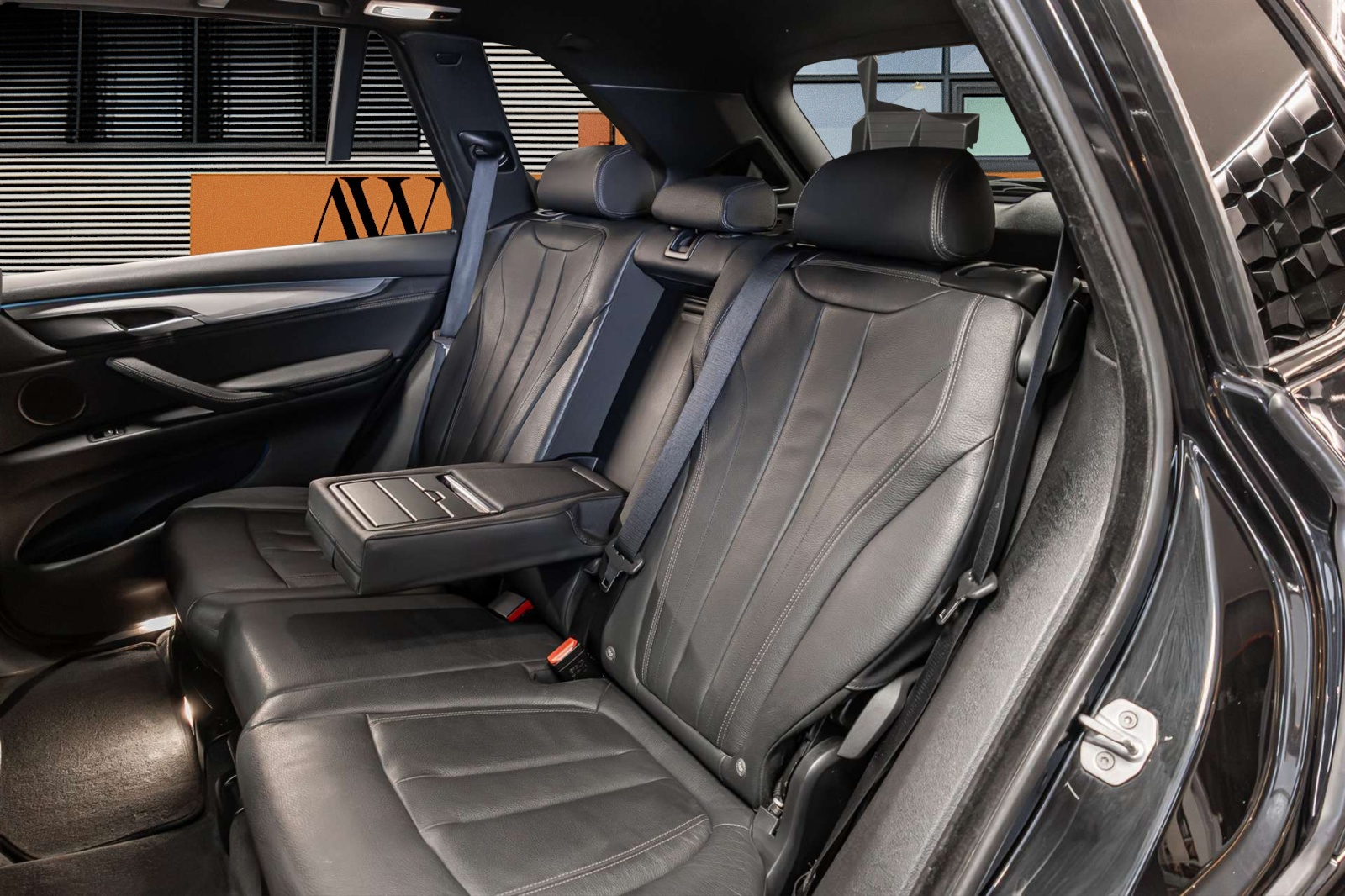 BMW X5 30d M Sport xDrive SAG / CH Fahrzeug , Pano, AHK, ACC , Totwinkel ,Harman Kardon uvm.-image-6