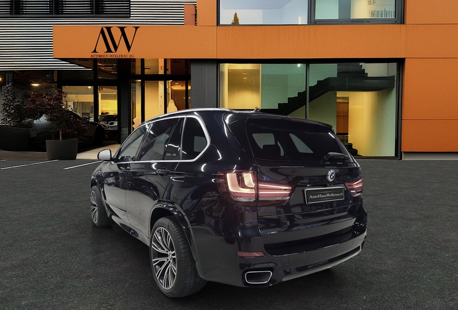 BMW X5 30d M Sport xDrive SAG / CH Fahrzeug , Pano, AHK, ACC , Totwinkel ,Harman Kardon uvm.-showroom-element-3