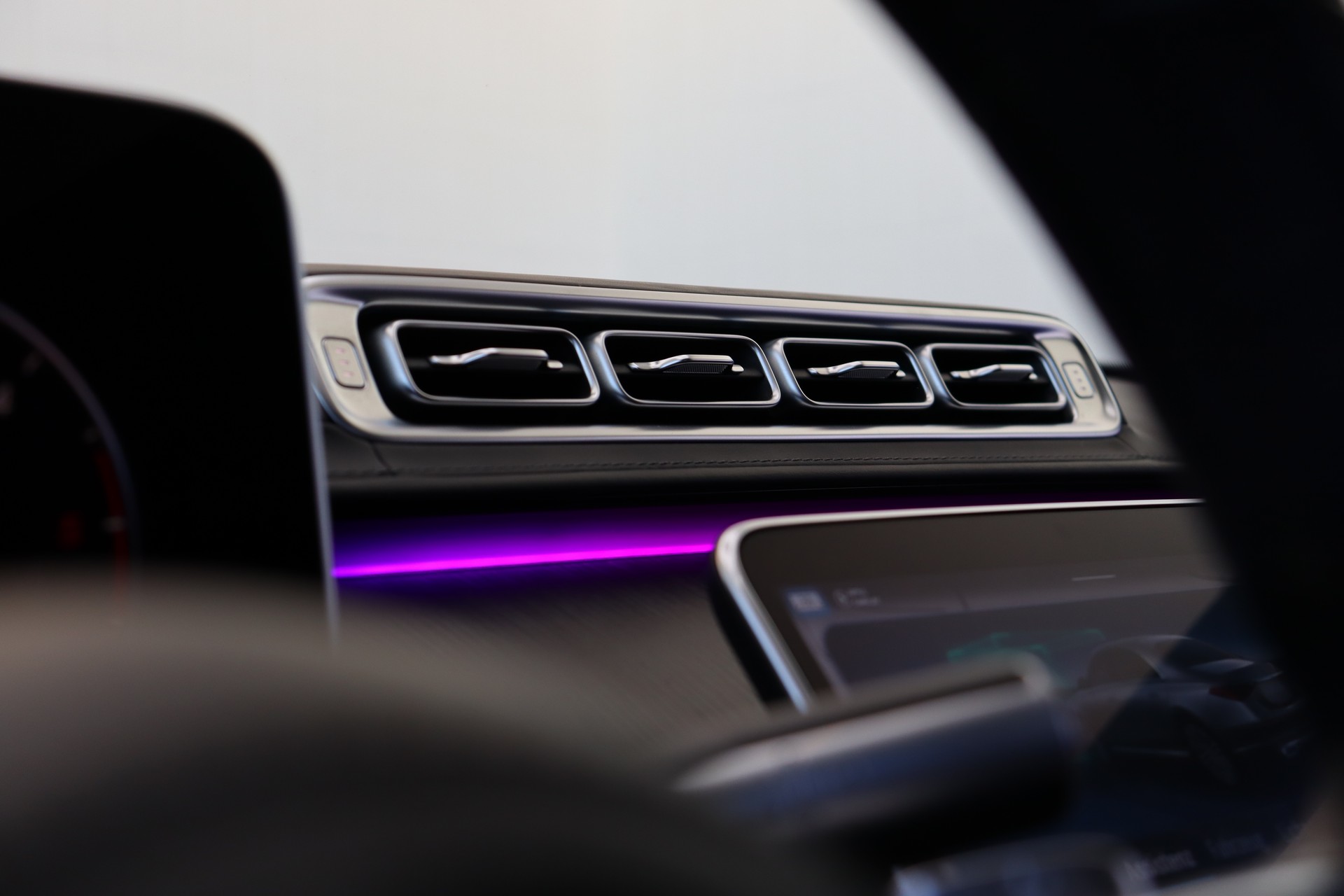 MERCEDES-BENZ S 400 D L AMG LINE 9G-TRONIC * LANGVERSION * 4D BURMESTER * FOND-ENTERTAINMENT * FAHRASSISTENZ-PAKET * 360 GRAD PARK-PAKET *-image-24
