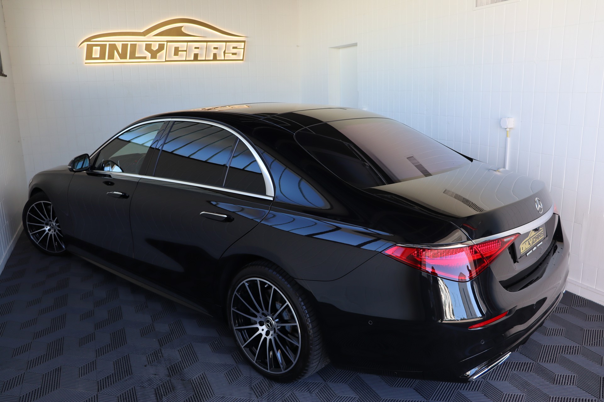 MERCEDES-BENZ S 400 D L AMG LINE 9G-TRONIC * LANGVERSION * 4D BURMESTER * FOND-ENTERTAINMENT * FAHRASSISTENZ-PAKET * 360 GRAD PARK-PAKET *-image-8