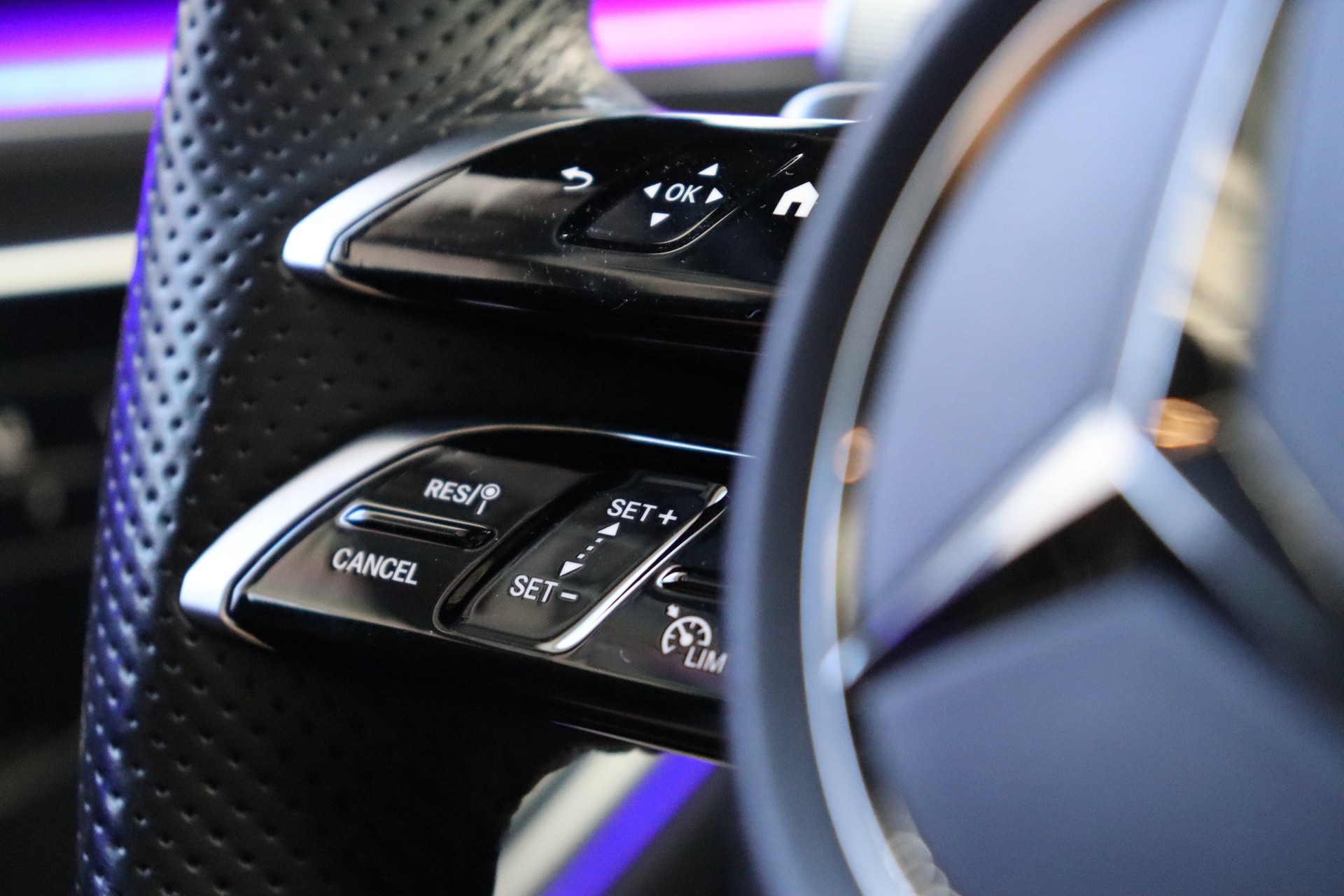 MERCEDES-BENZ S 400 D L AMG LINE 9G-TRONIC * LANGVERSION * 4D BURMESTER * FOND-ENTERTAINMENT * FAHRASSISTENZ-PAKET * 360 GRAD PARK-PAKET *-image-21