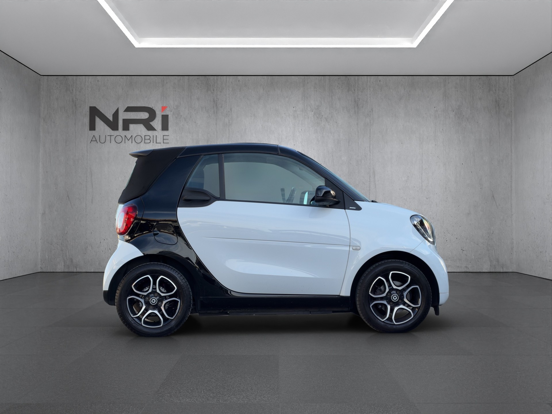 SMART Fortwo Cabrio 1.0 71 Passion twinamic-showroom-element-3