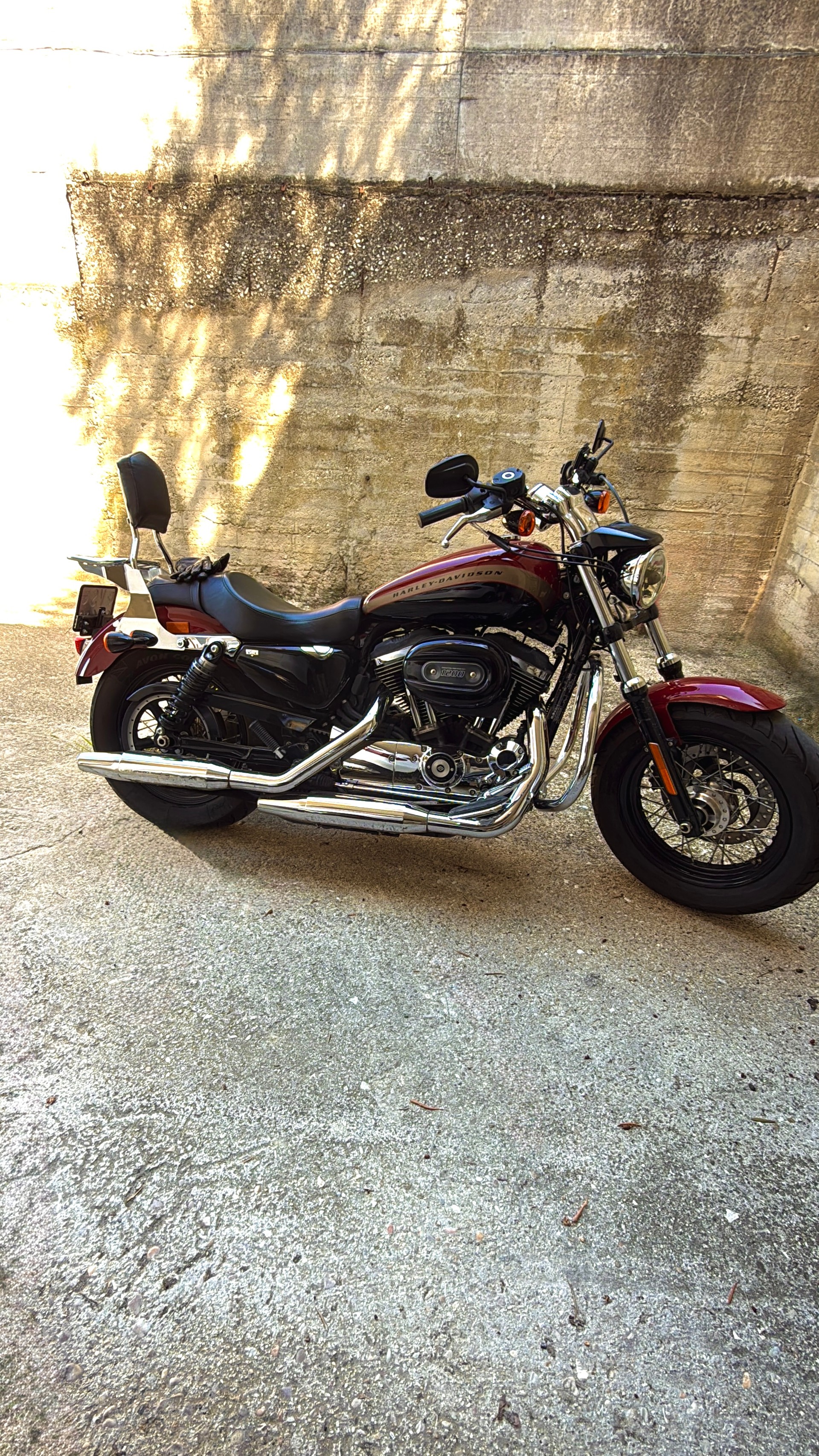 HARLEY-DAVIDSON XL 1200 C Sportster Custom ABS-image-0