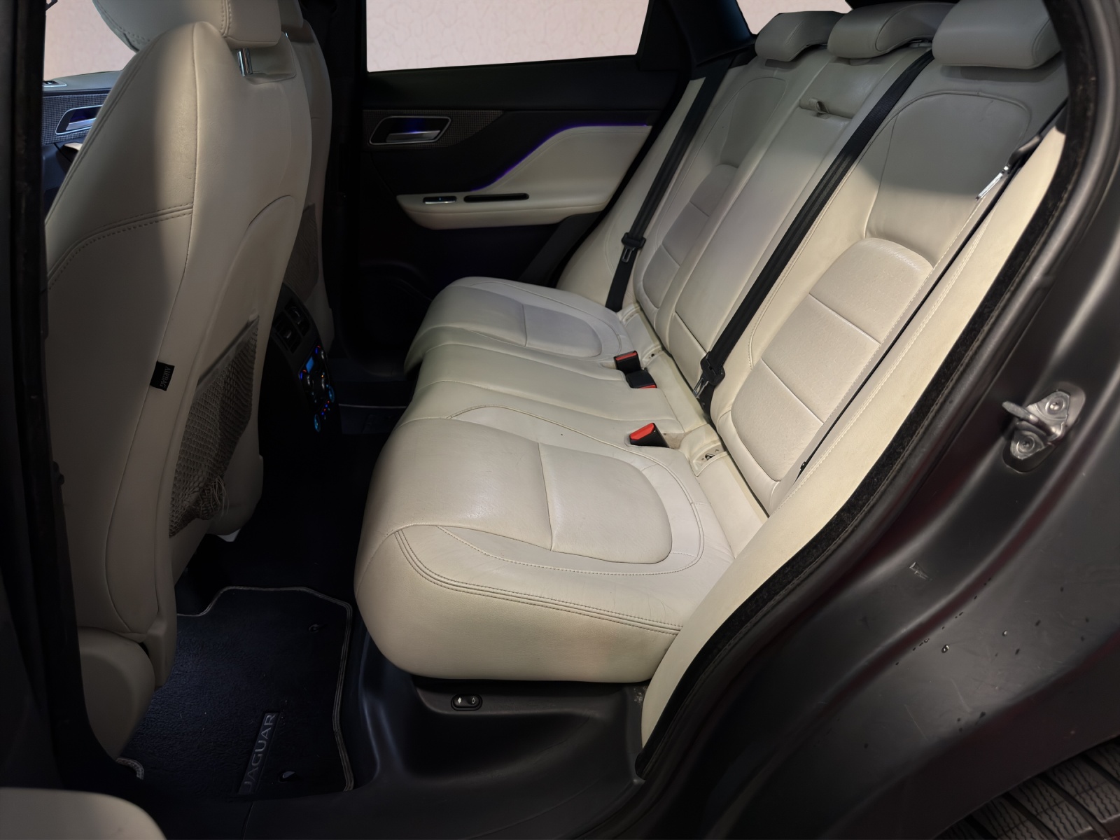 JAGUAR F-Pace 3.0 TD R-Sport AWD Automatik-image-14