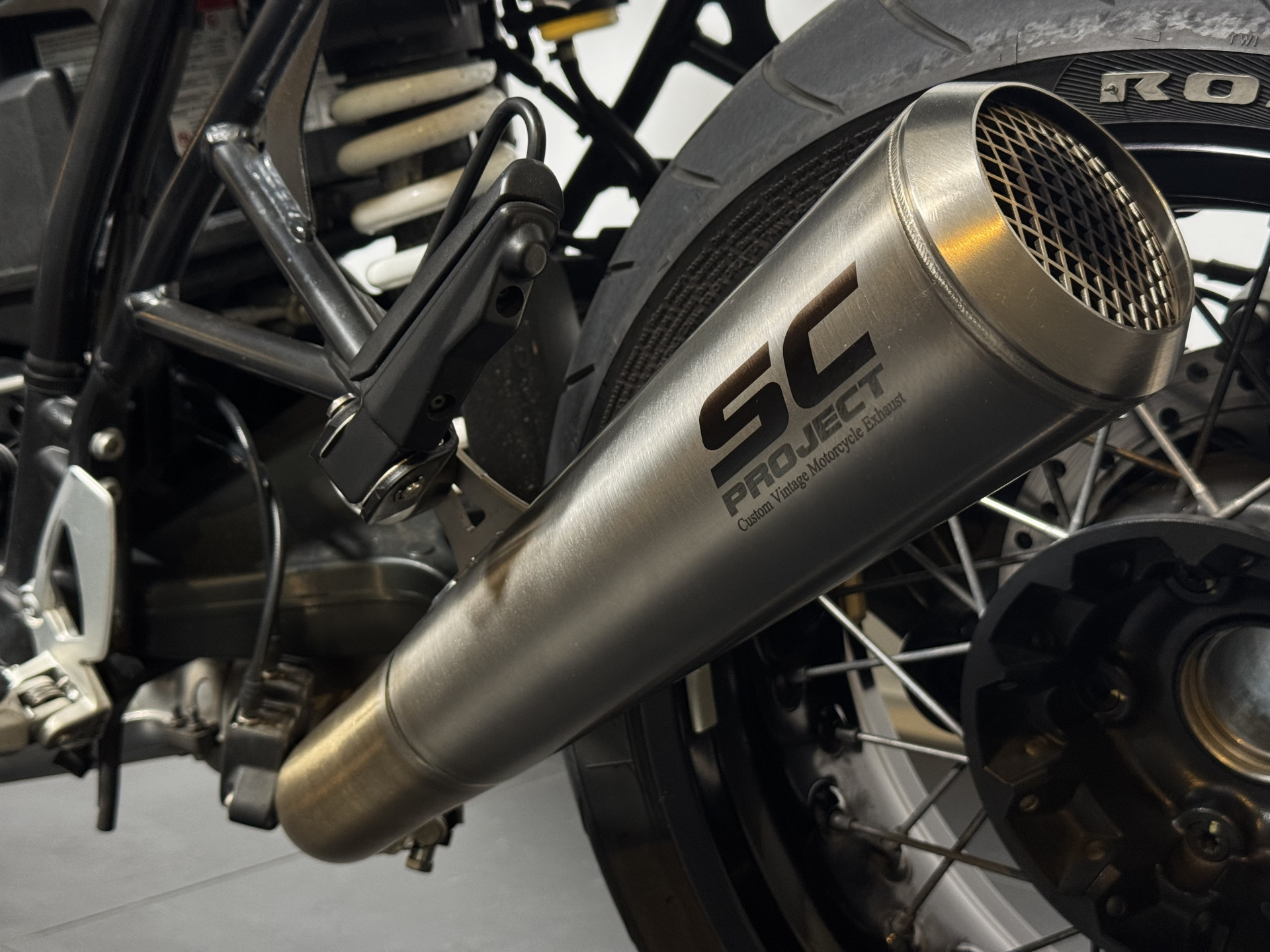 BMW R nineT-image-4