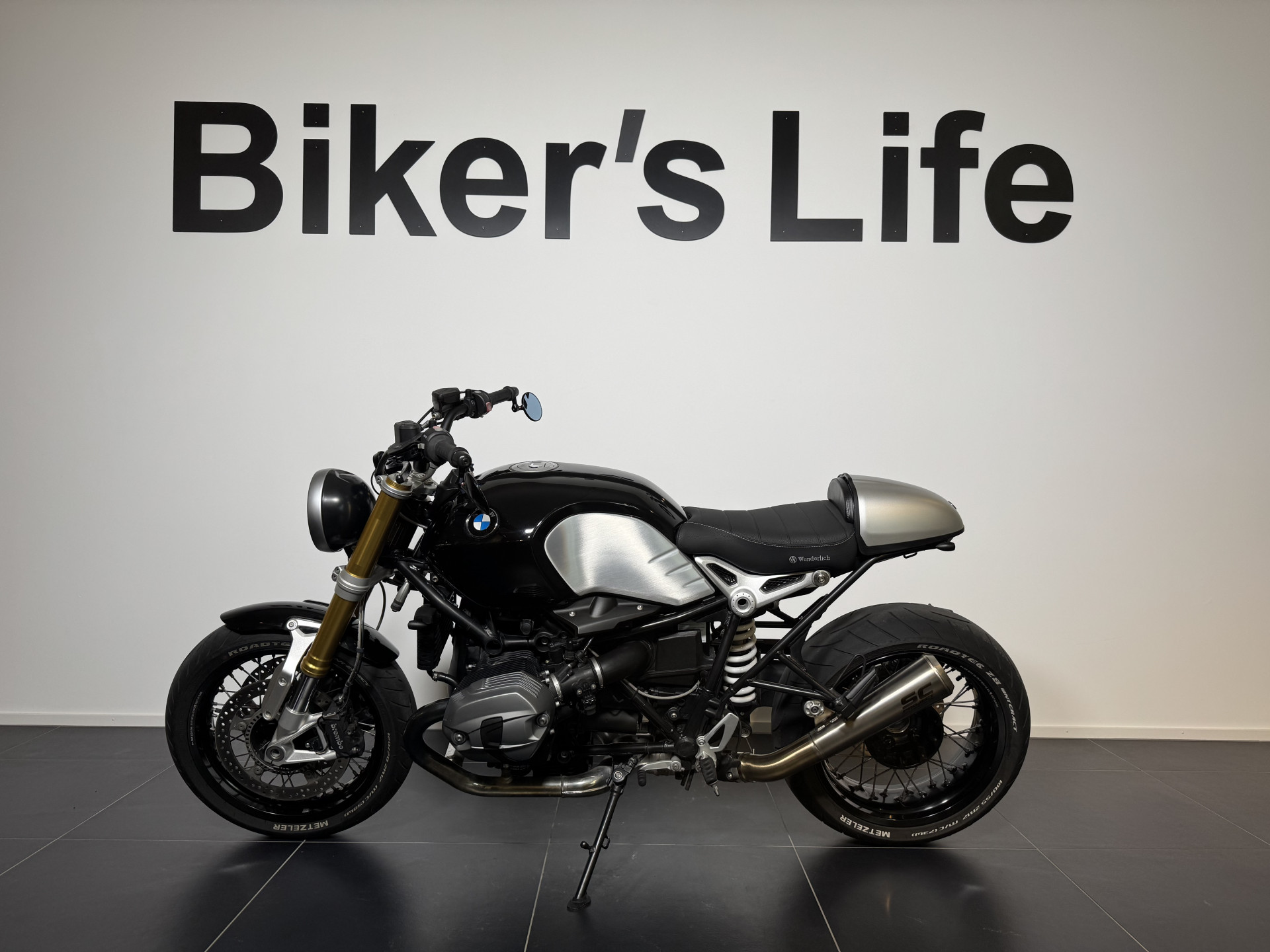 BMW R nineT-image-1
