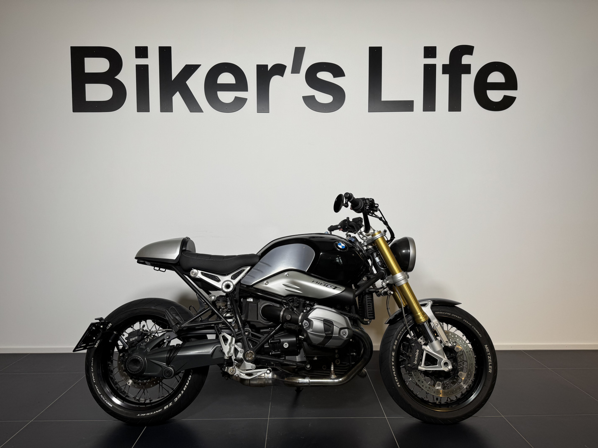 BMW R nineT-image-0