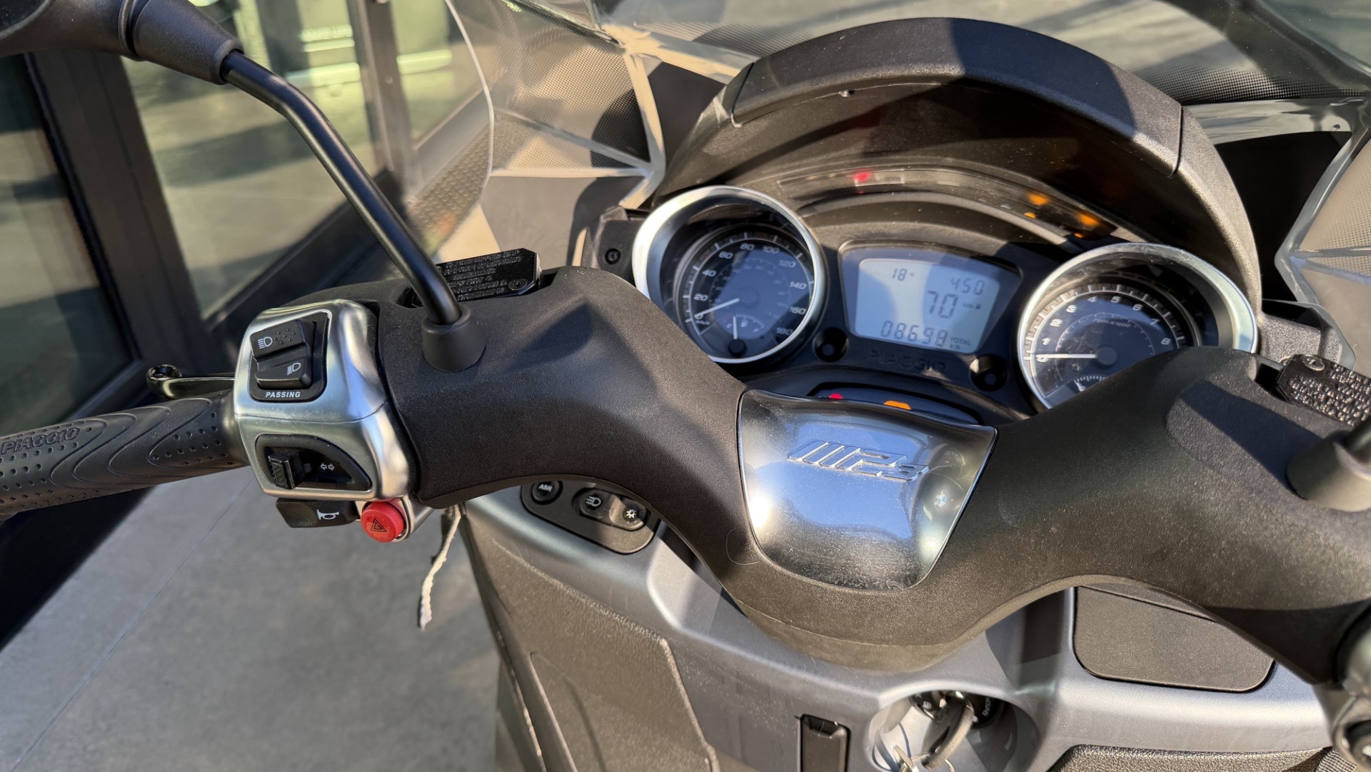 PIAGGIO MP3 300 HPE-image-1
