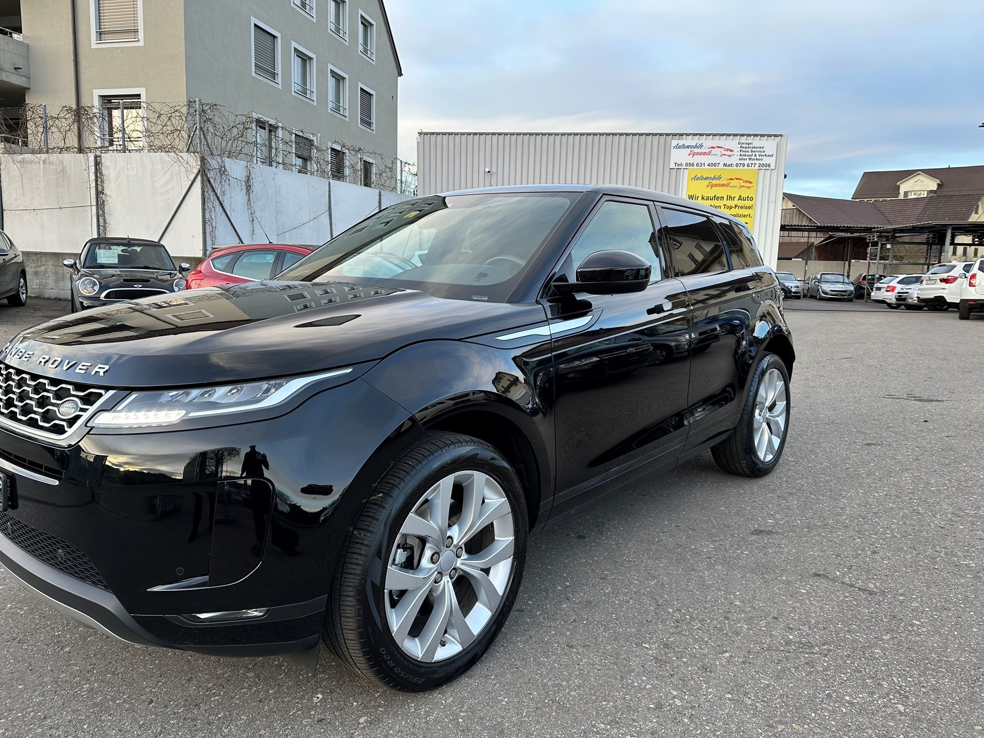 LAND ROVER Range Rover Evoque R-Dynamic D 150 HSE AT9-image-1