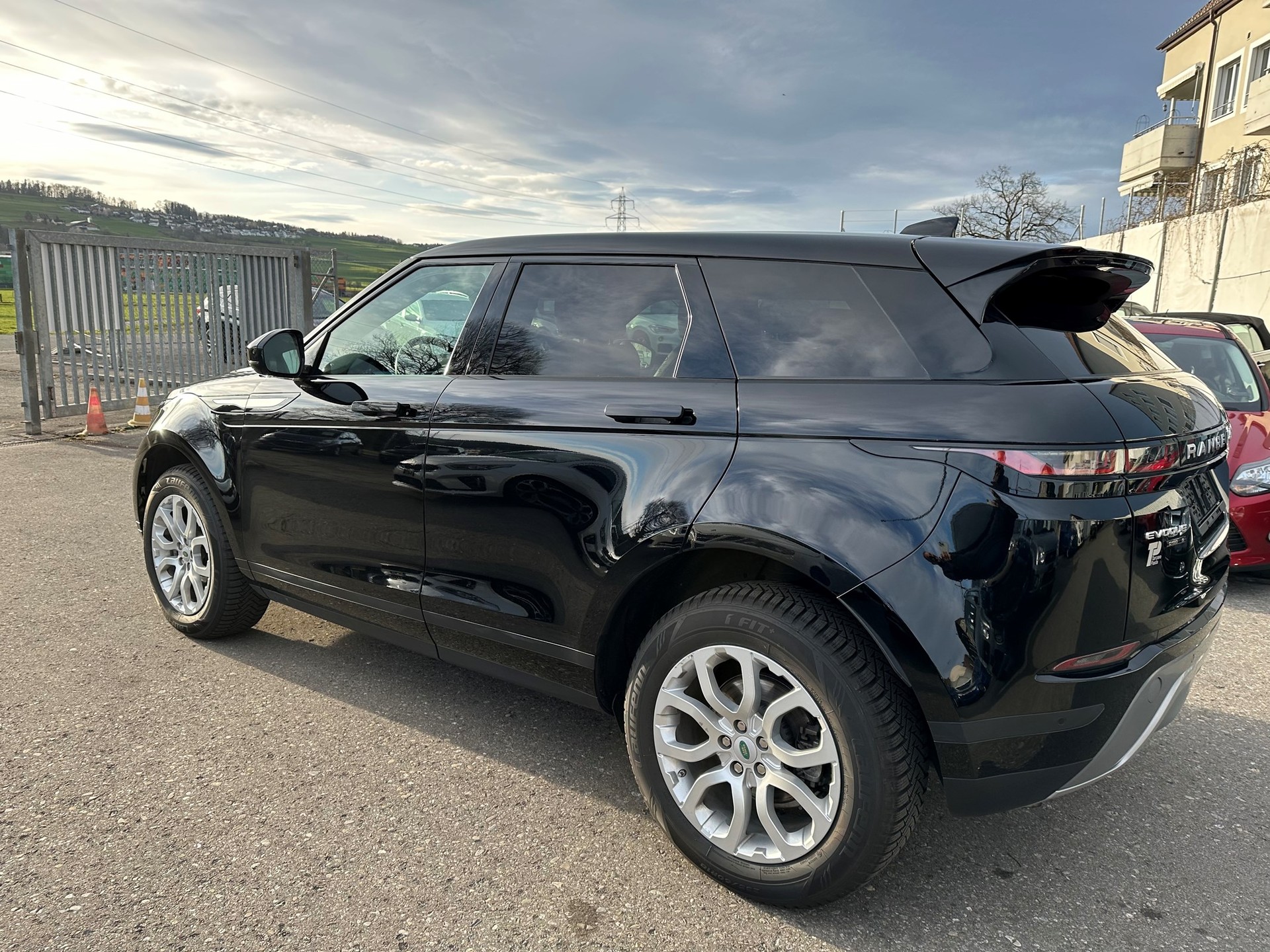 LAND ROVER Range Rover Evoque R-Dynamic D 150 HSE AT9-image-7