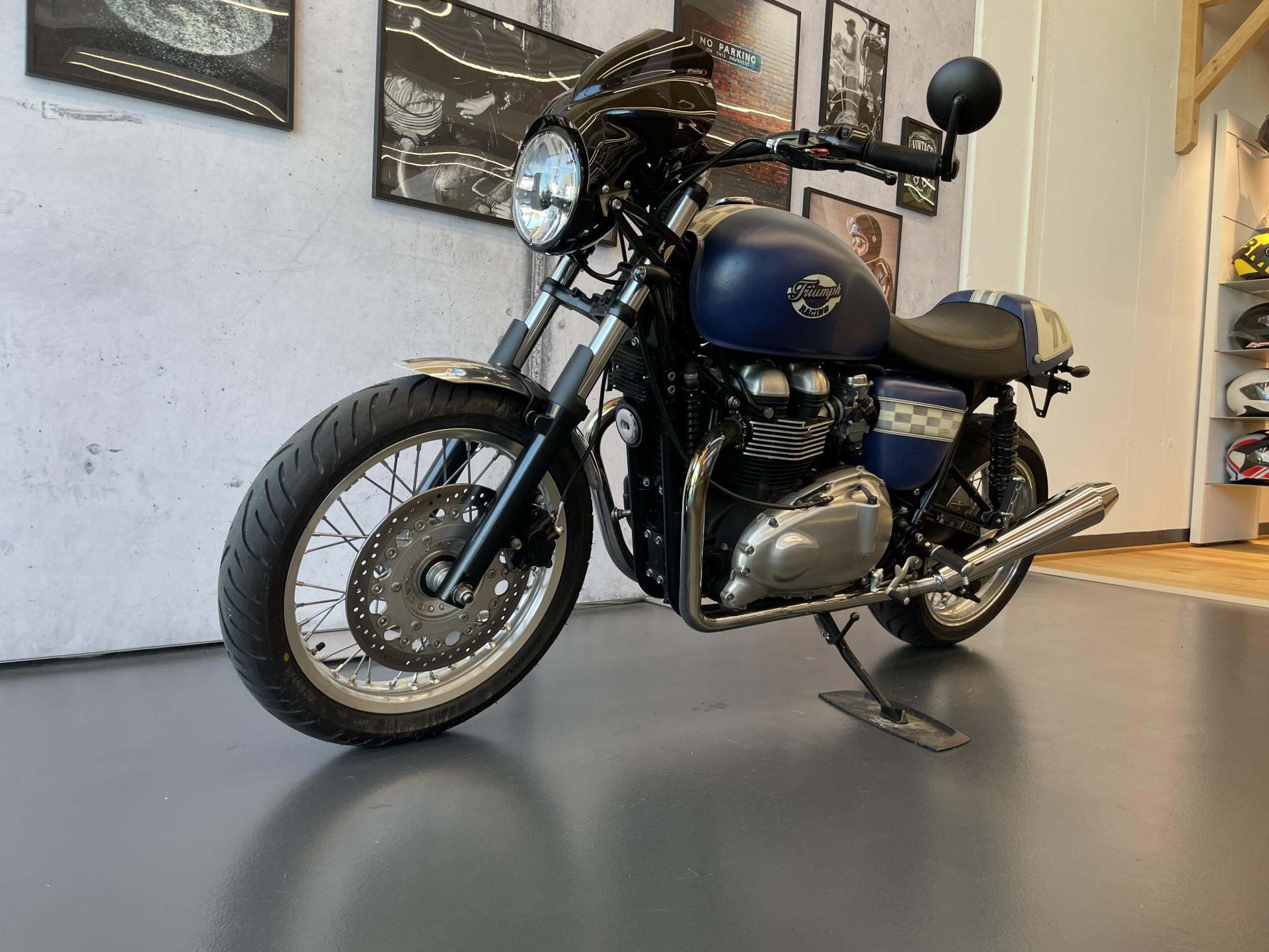 TRIUMPH Thruxton 900-image-4