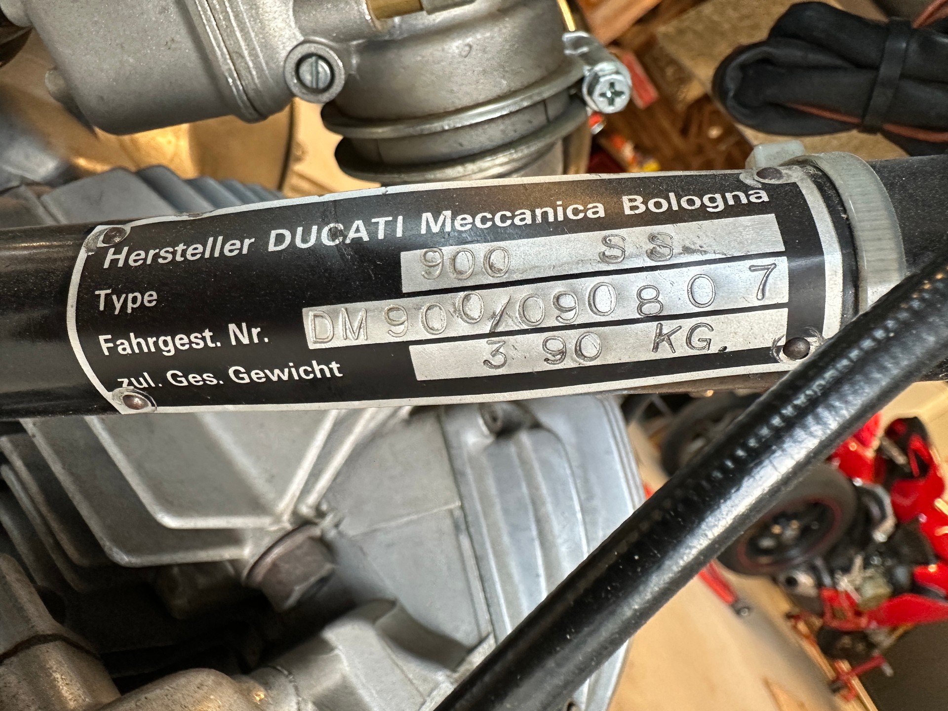 DUCATI 900SS-image-6