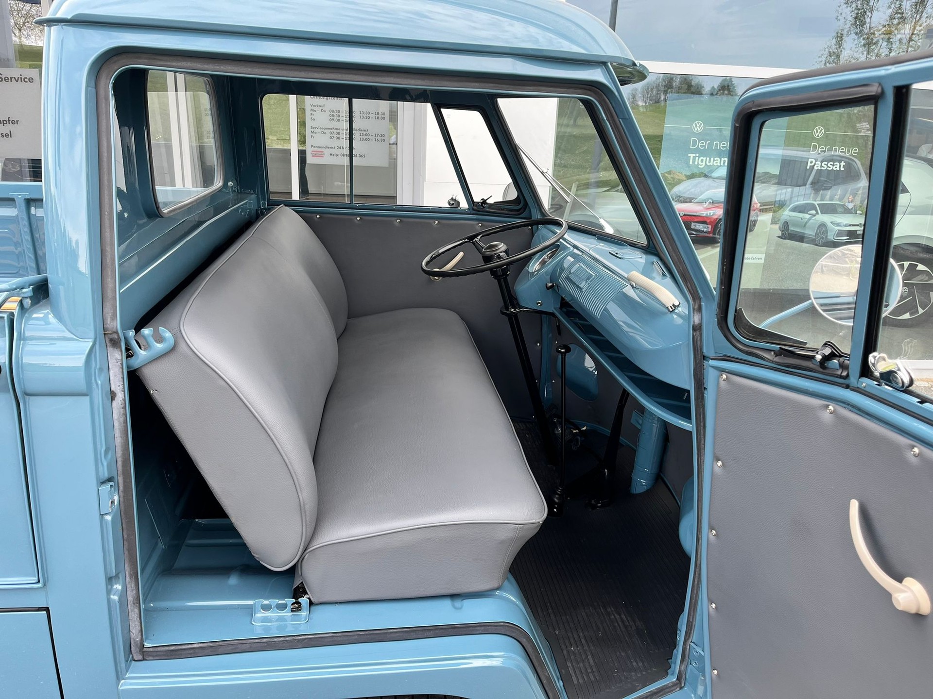 VW VW 26-Pick UP-image-2