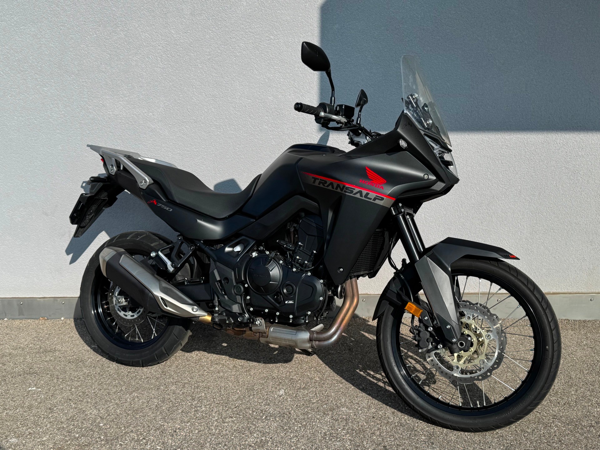 HONDA XL 750 Transalp-image-0