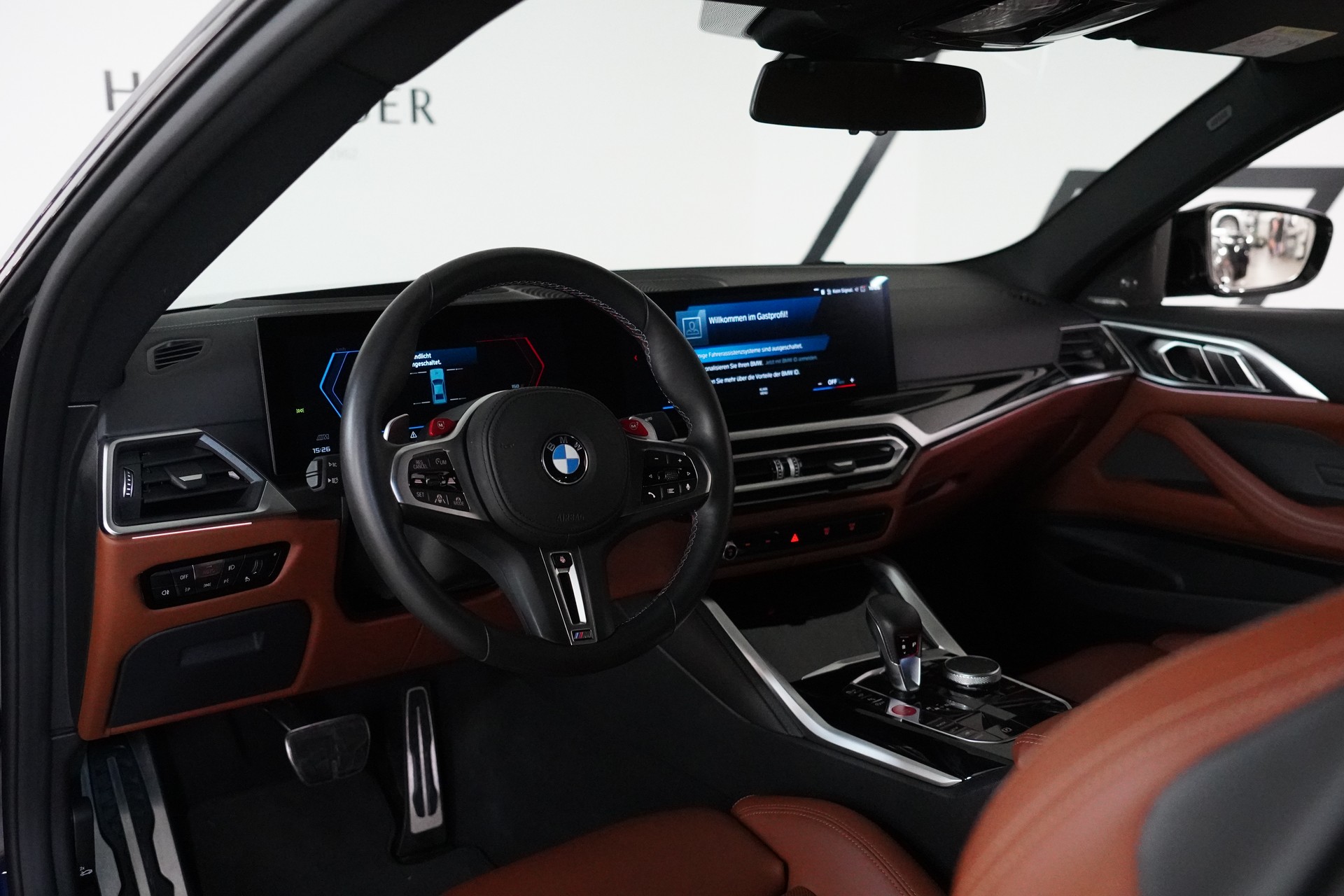 BMW M4 Coupé Competition M xDrive-image-21