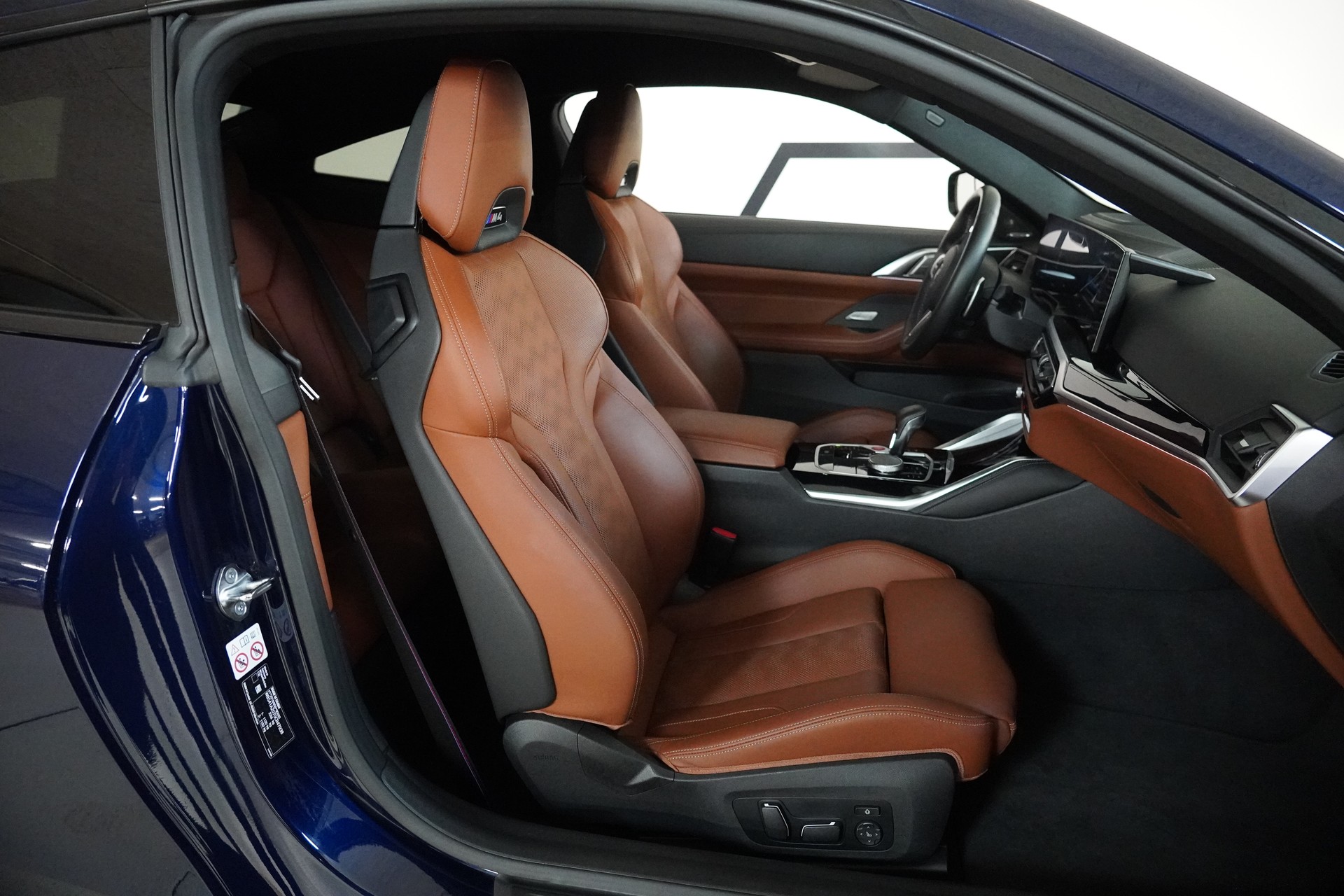 BMW M4 Coupé Competition M xDrive-image-13