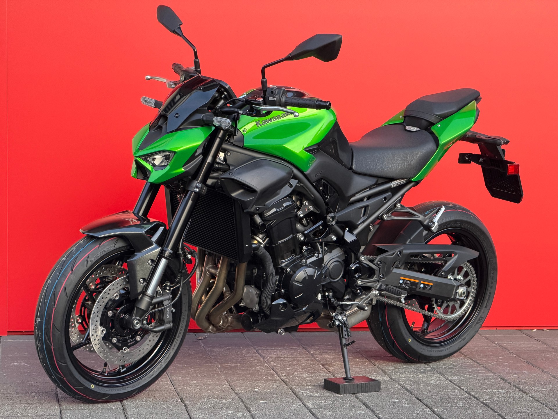 KAWASAKI Z 900-image-2
