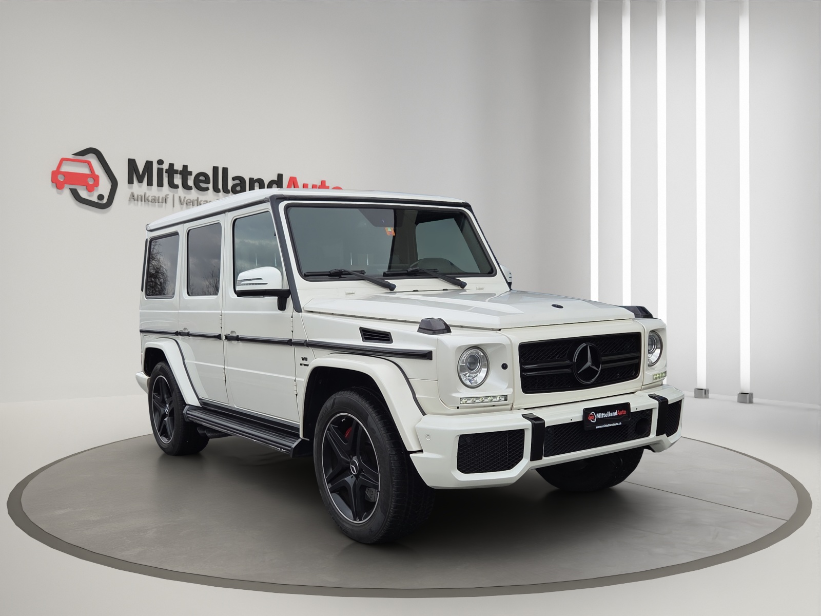 MERCEDES-BENZ G 63 AMG Automatic-showroom-element-2