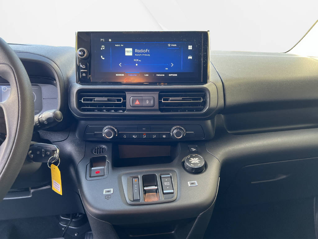 OPEL Combo-e cargo 2.4 t XL Electric 4x4-image-6