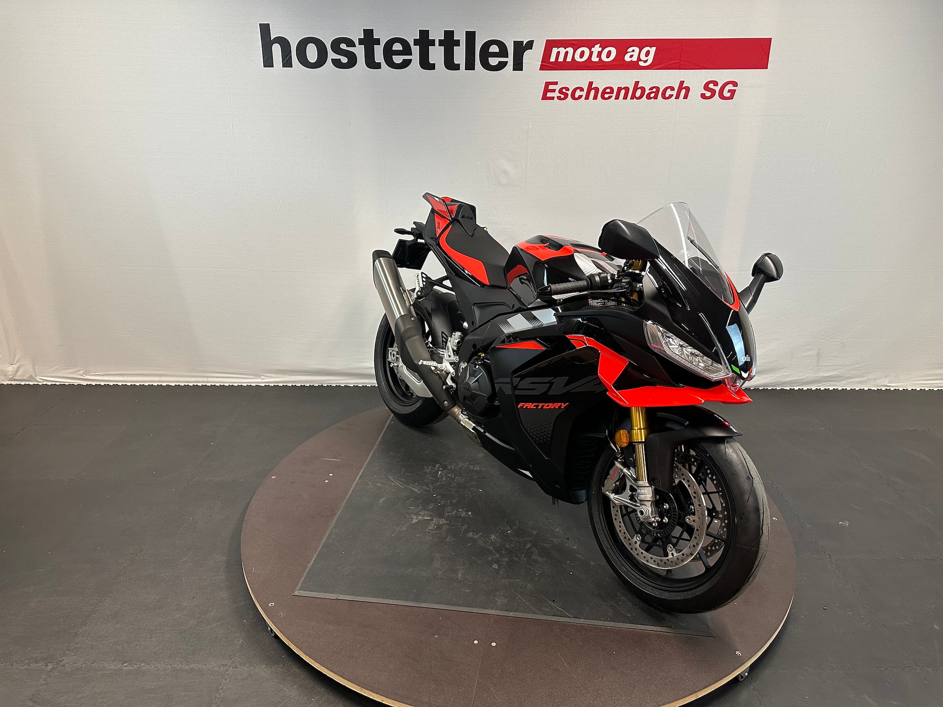 APRILIA RSV4 1100 Factory-image-0