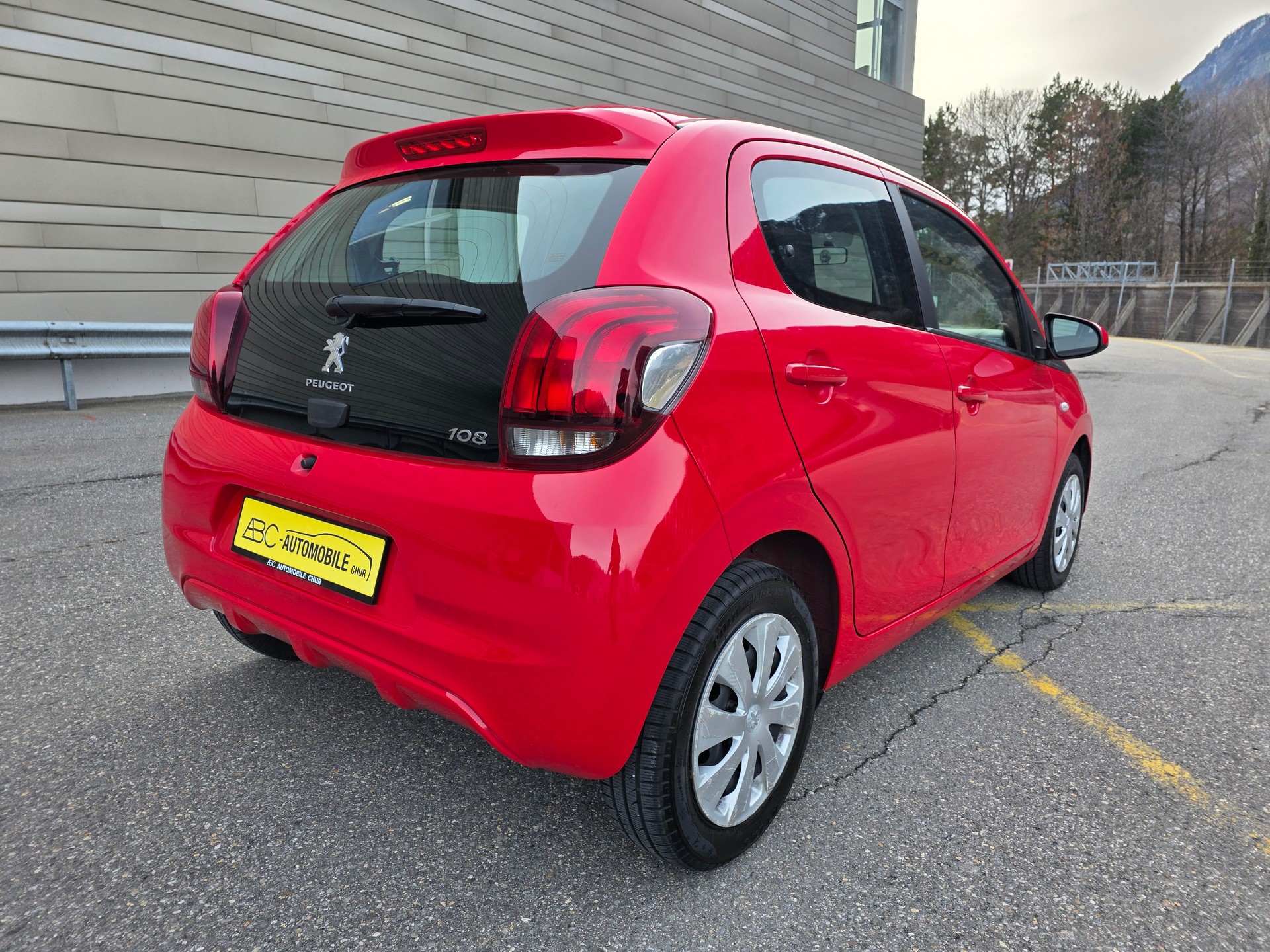 PEUGEOT 108 1.0 VTi Active Top-image-8
