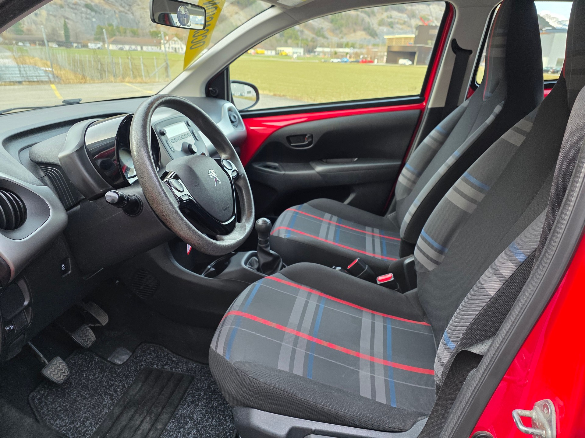 PEUGEOT 108 1.0 VTi Active Top-image-14