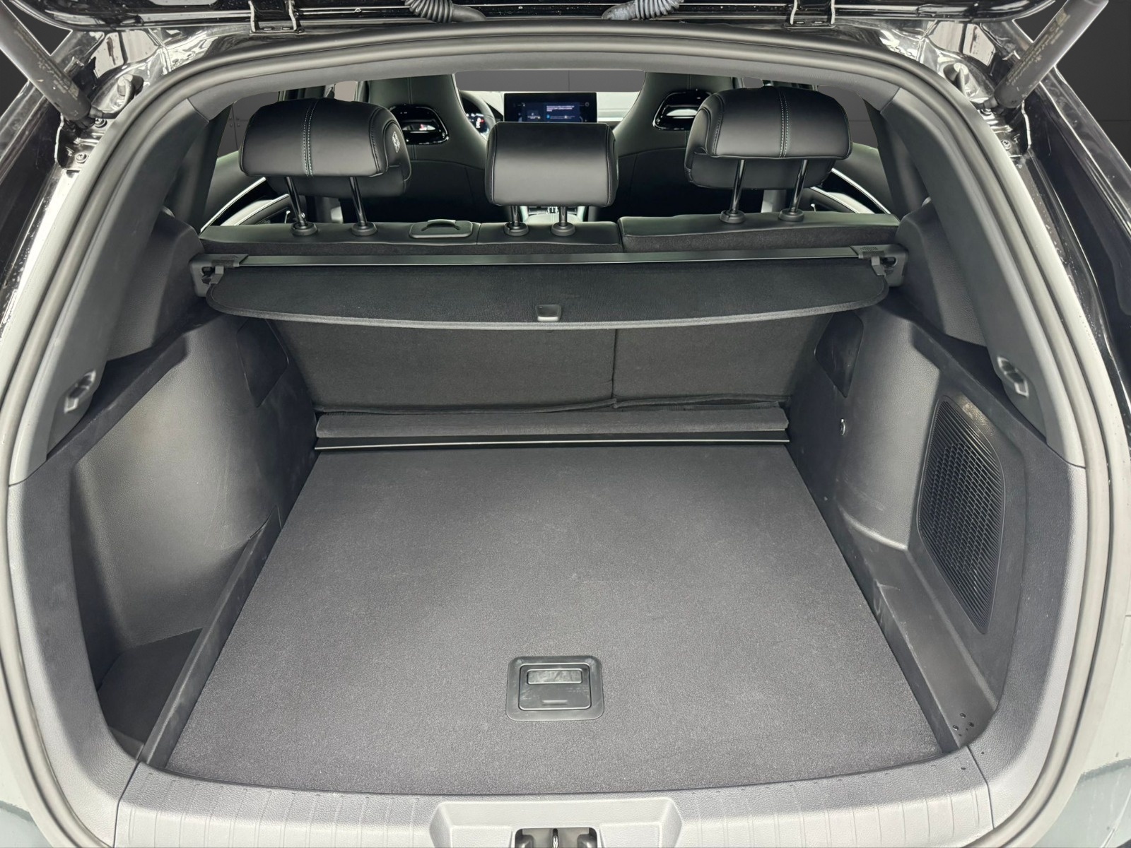 BYD Seal U DM-i Design AWD-image-18