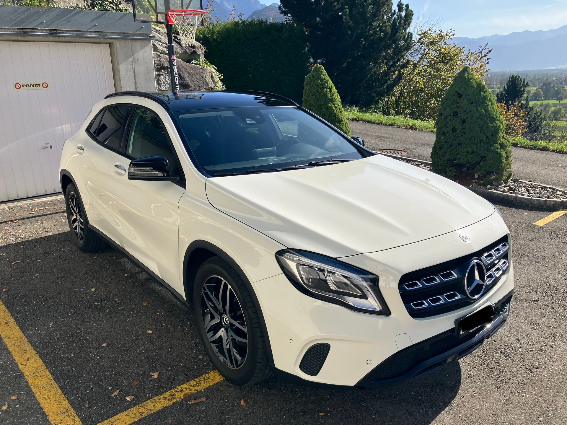 MERCEDES-BENZ GLA 200 Style