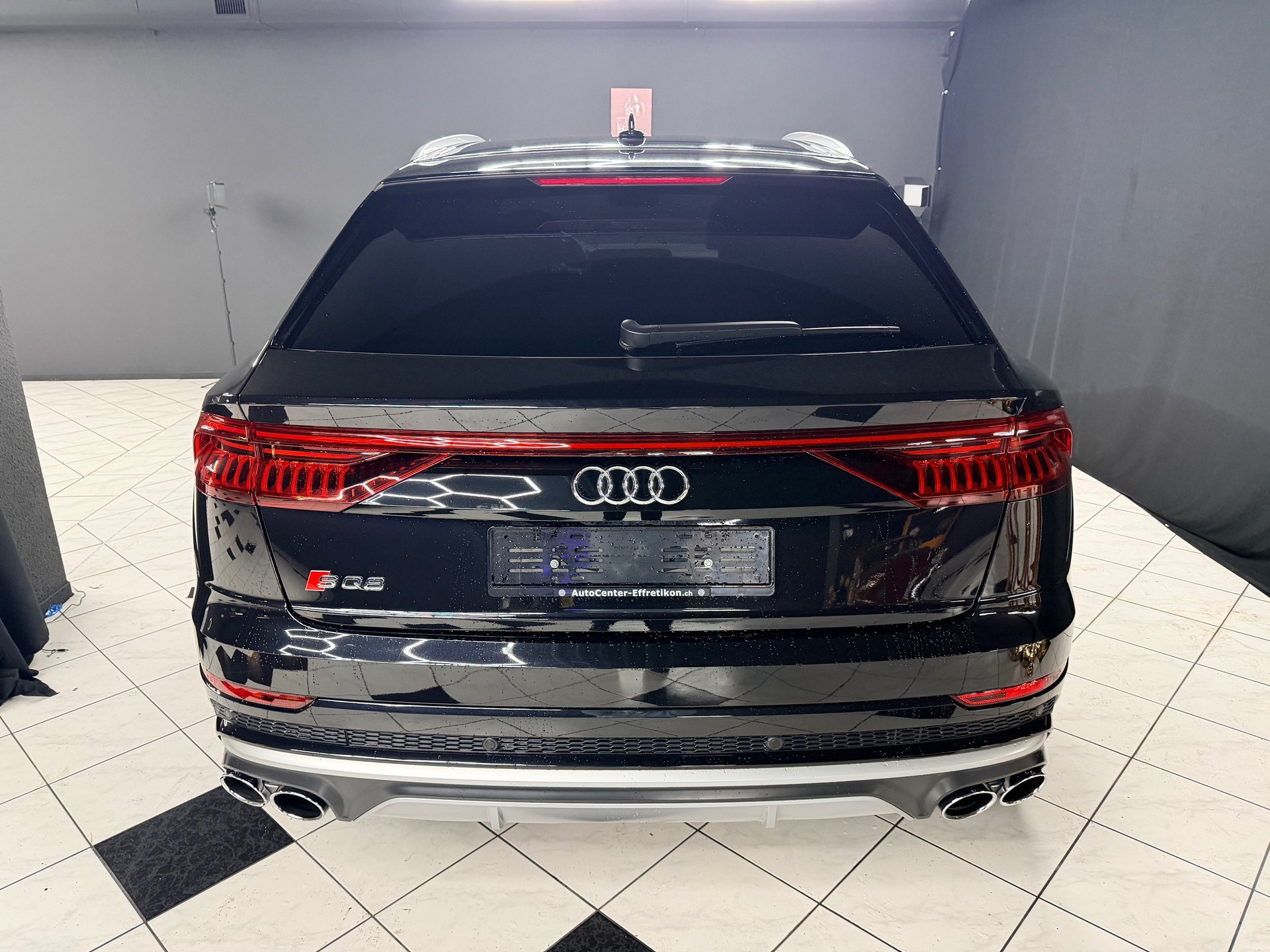 AUDI SQ8 50 TDI quattro-showroom-element-3