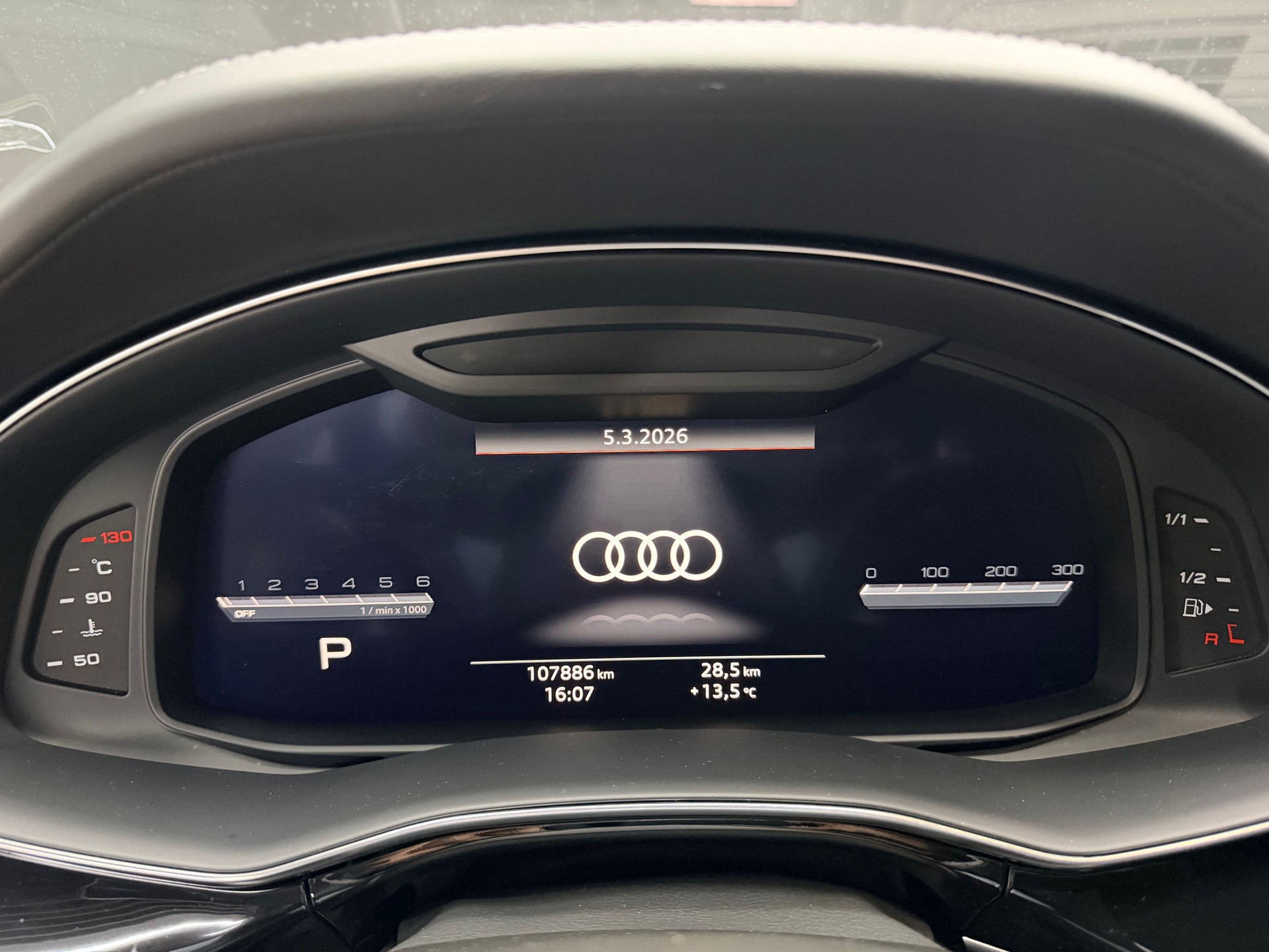 AUDI SQ8 50 TDI quattro-image-6