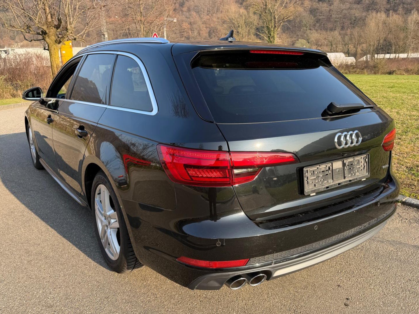 AUDI A4 Avant 3.0 TDI quattro tiptronic-image-2
