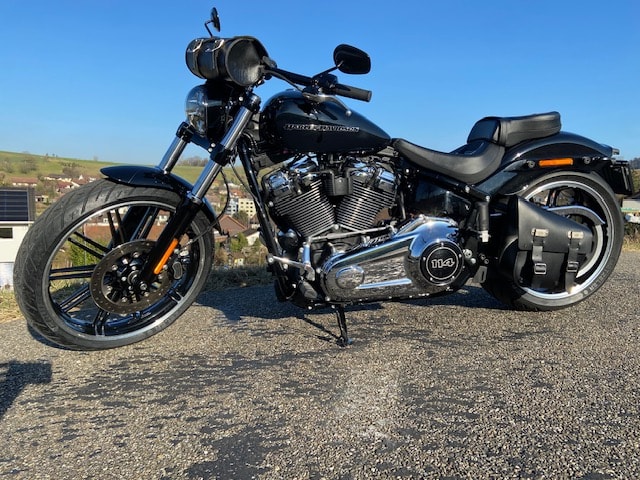 HARLEY-DAVIDSON FXBRS Breakout 114 ABS-image-0