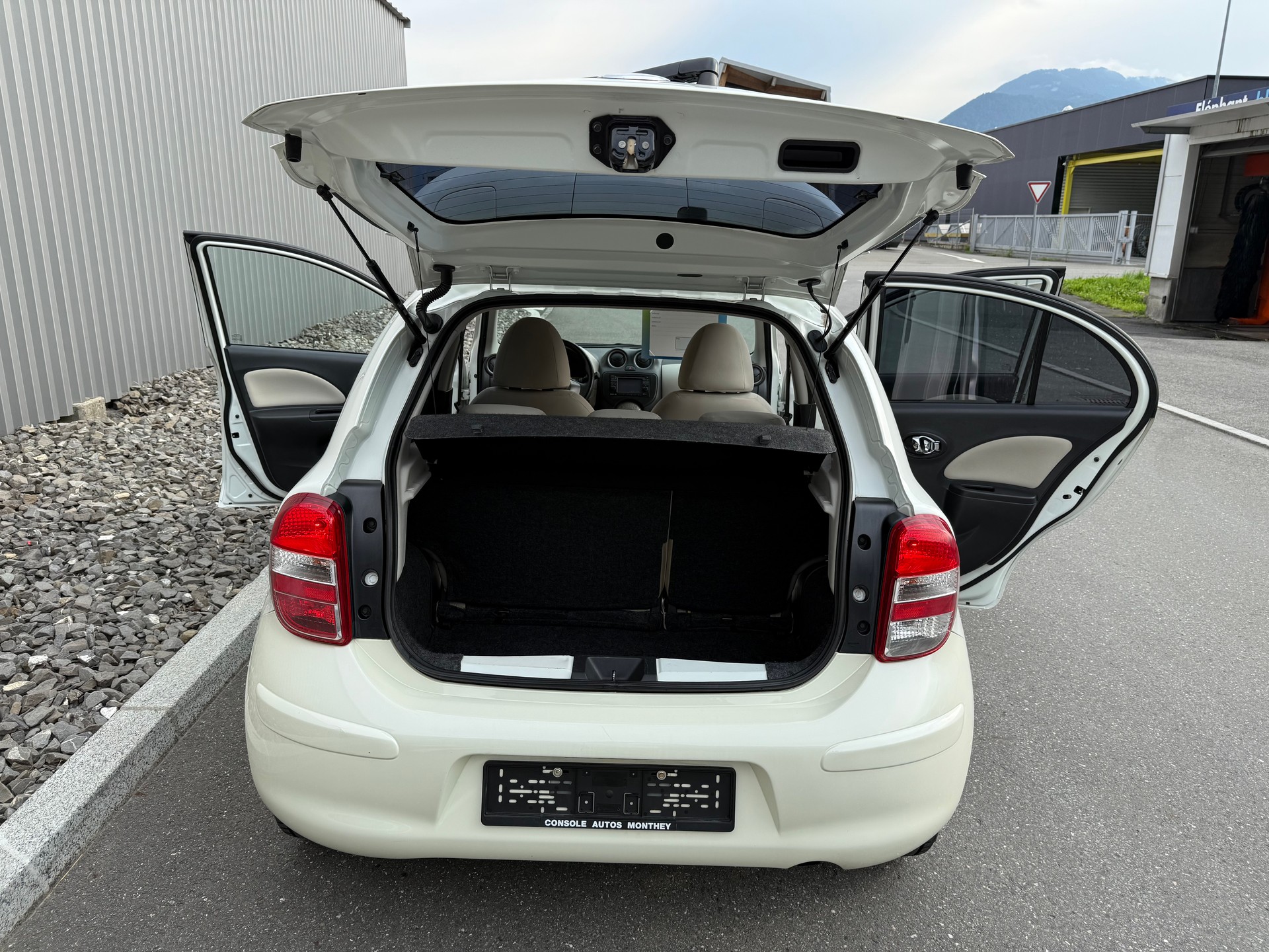 NISSAN Micra 1.2 DIG-S visia BOÎTE A VITESSE NEUF-image-21