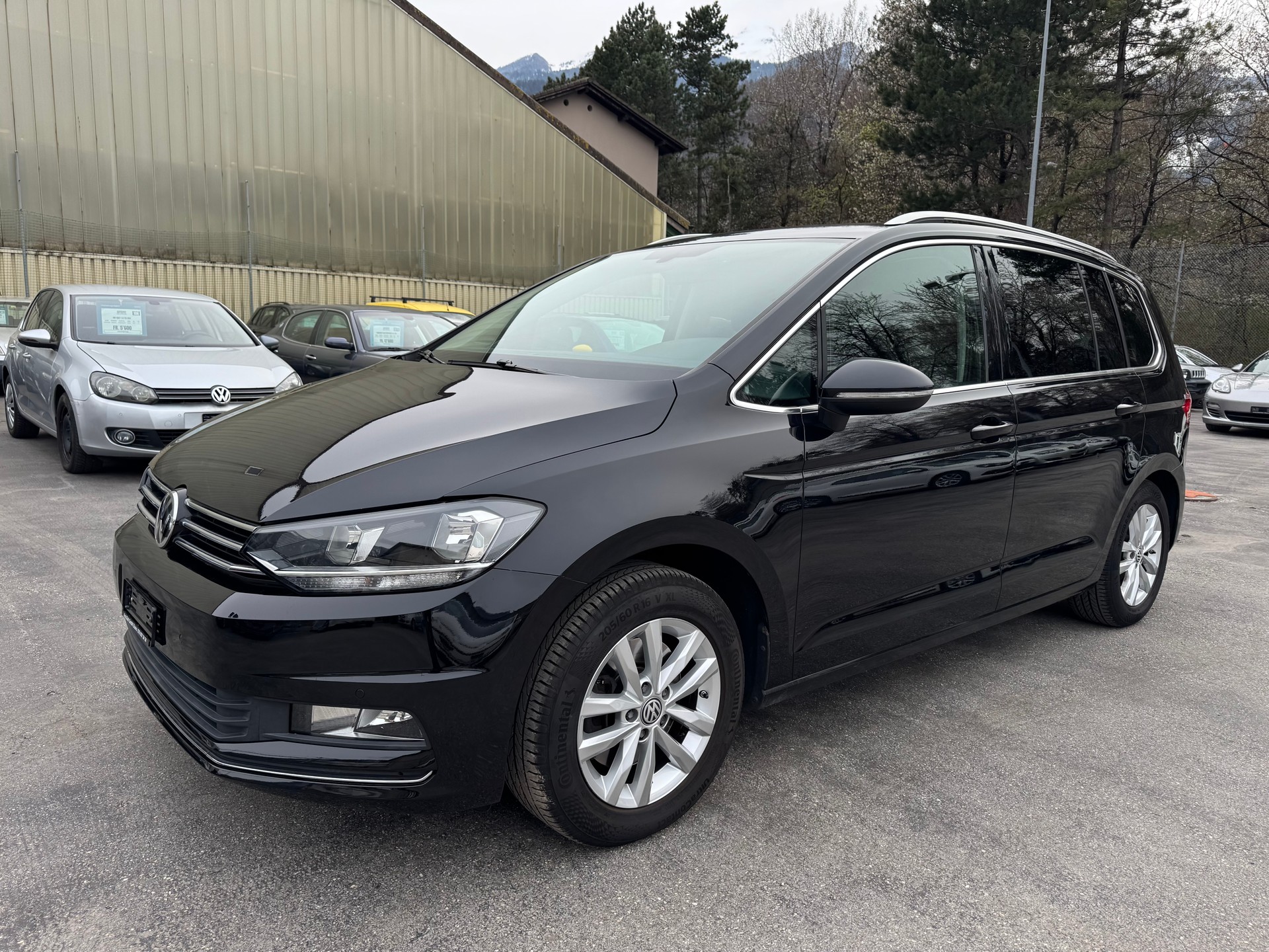 VW Touran 2.0 TDI BlueMotion Technology Highline-image-8