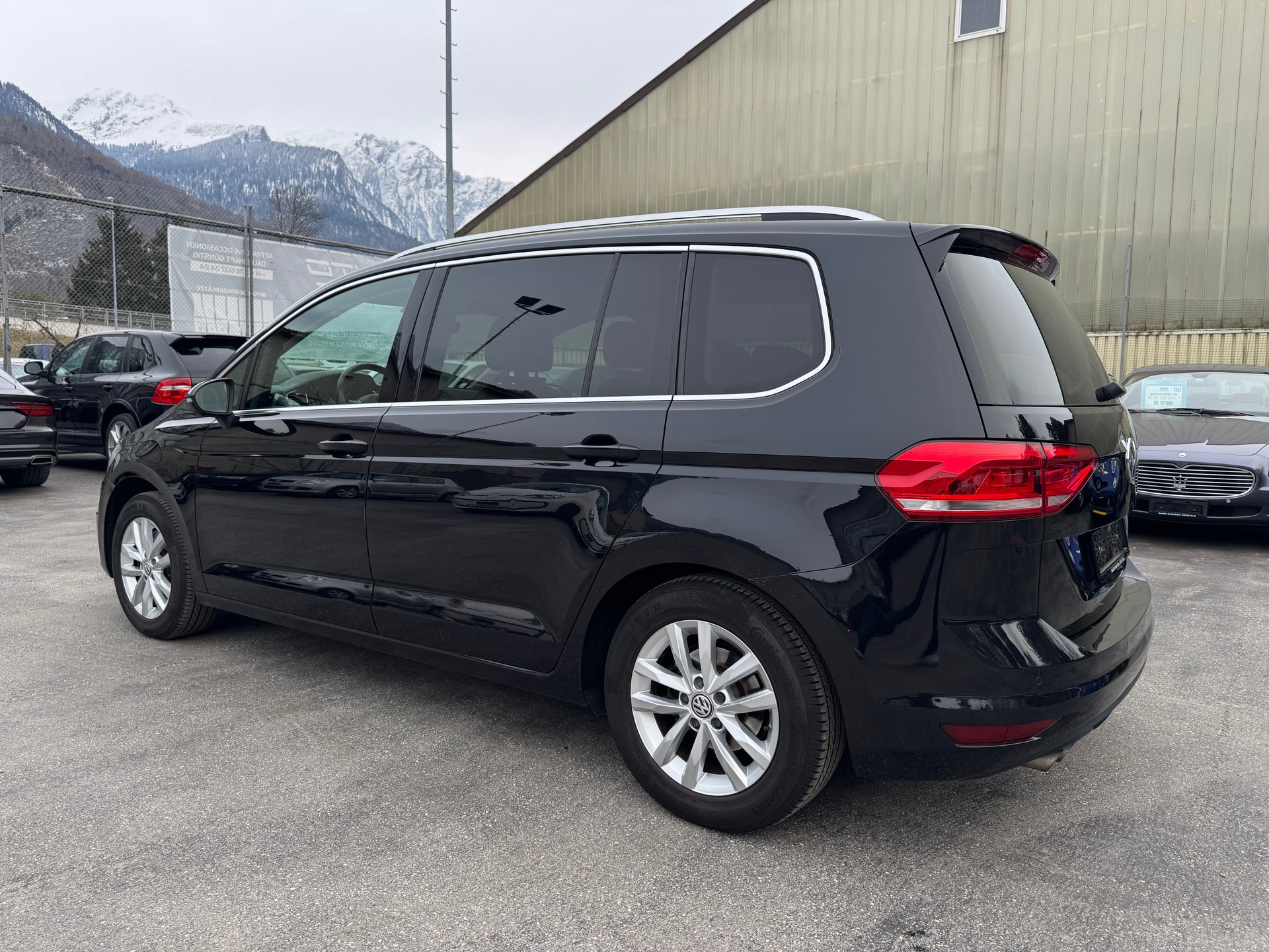 VW Touran 2.0 TDI BlueMotion Technology Highline-image-6