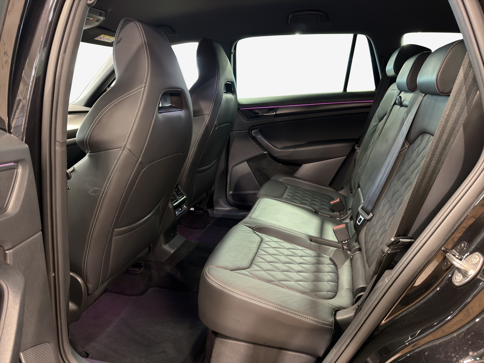 SKODA Kodiaq 2.0 TSI 4x4 SportLine-image-11