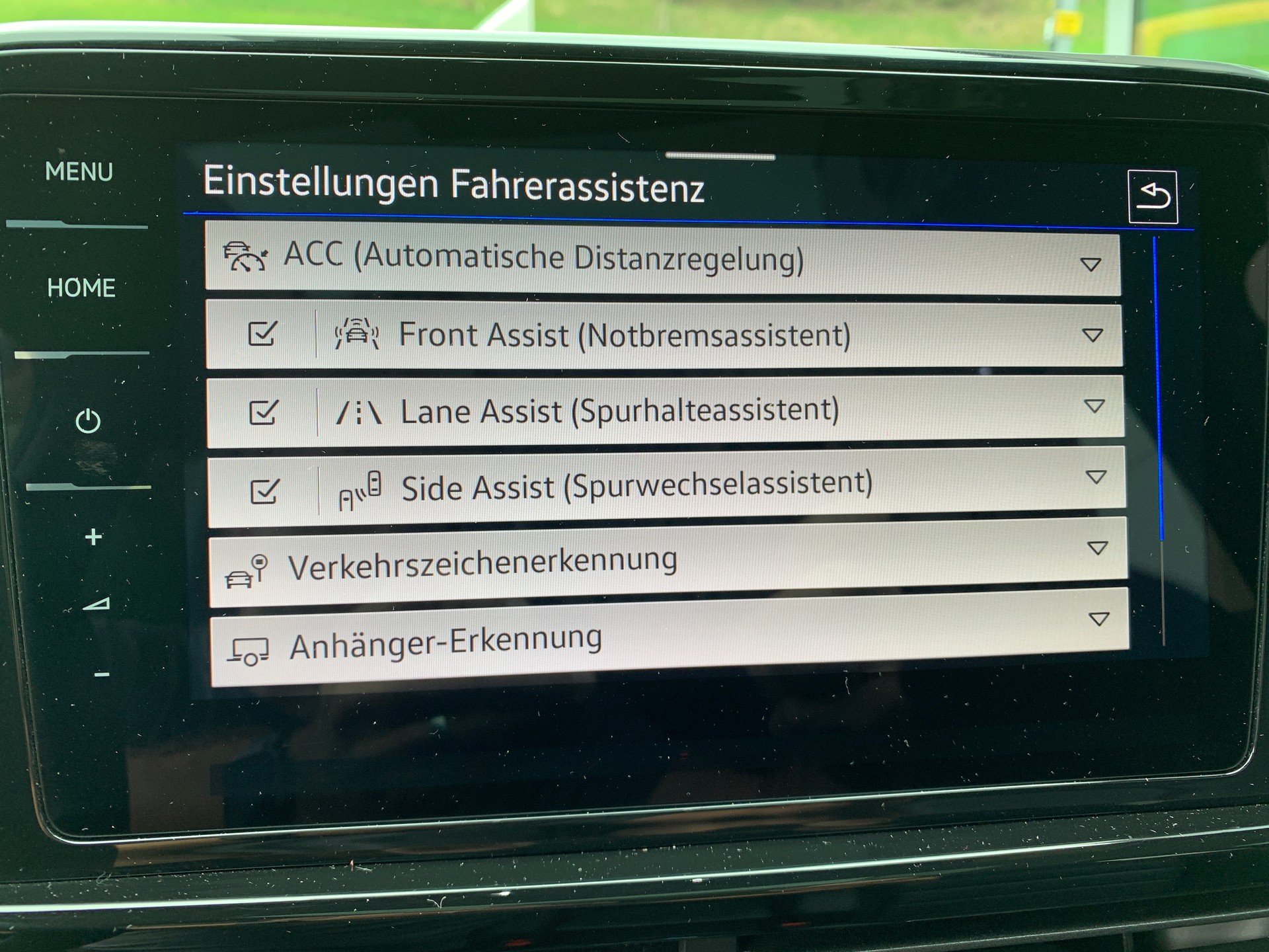 VW T-Roc 2.0 TSI R DSG 4Motion-image-12