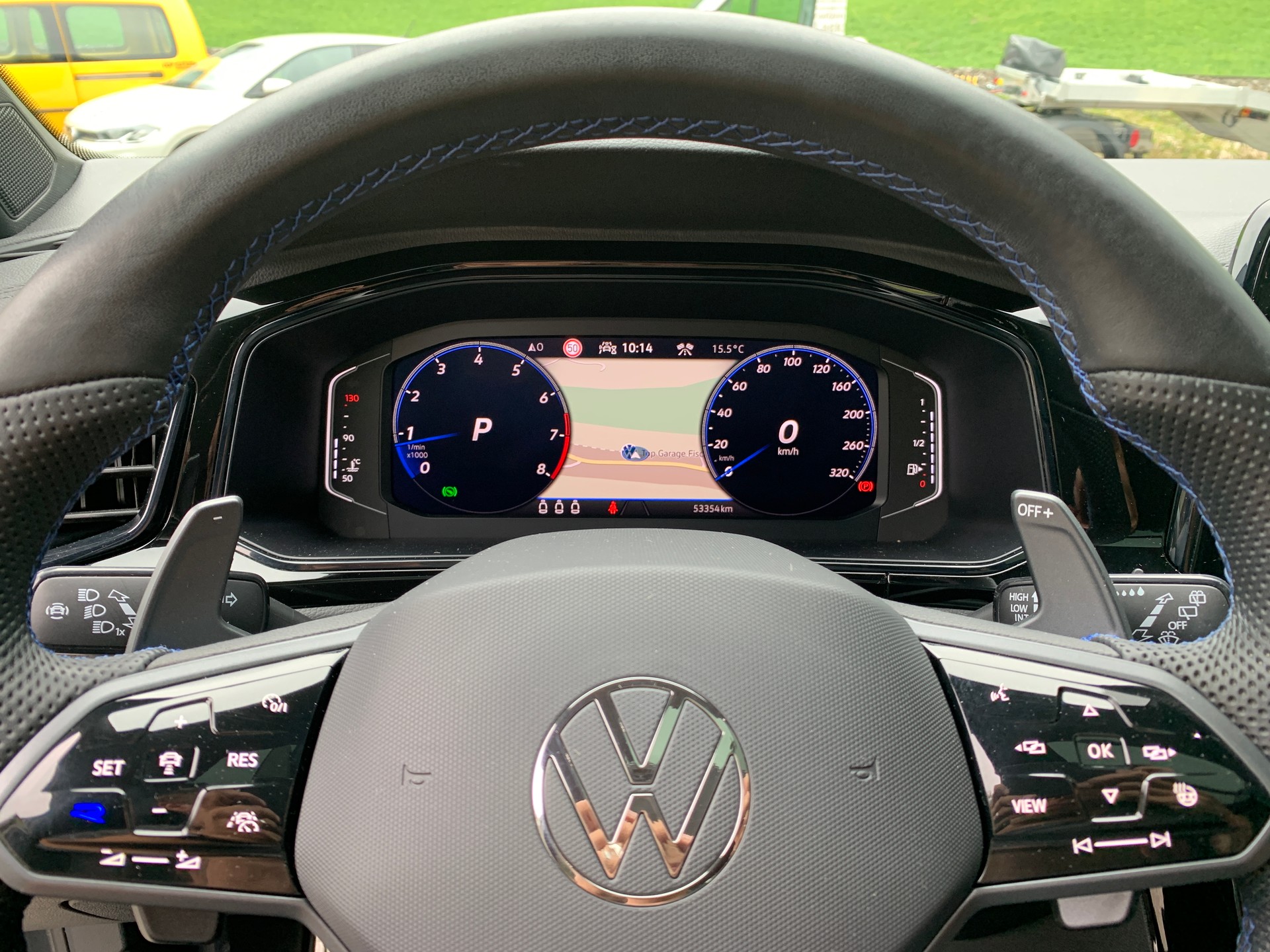 VW T-Roc 2.0 TSI R DSG 4Motion-image-11