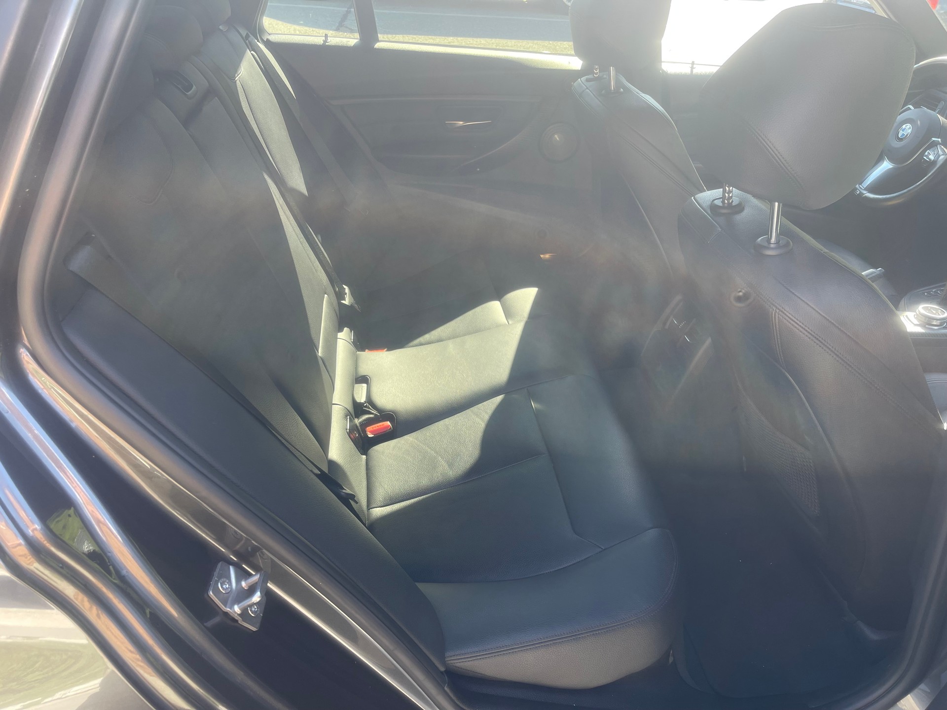 BMW 335i xDrive Touring Sport Line Steptronic-image-9