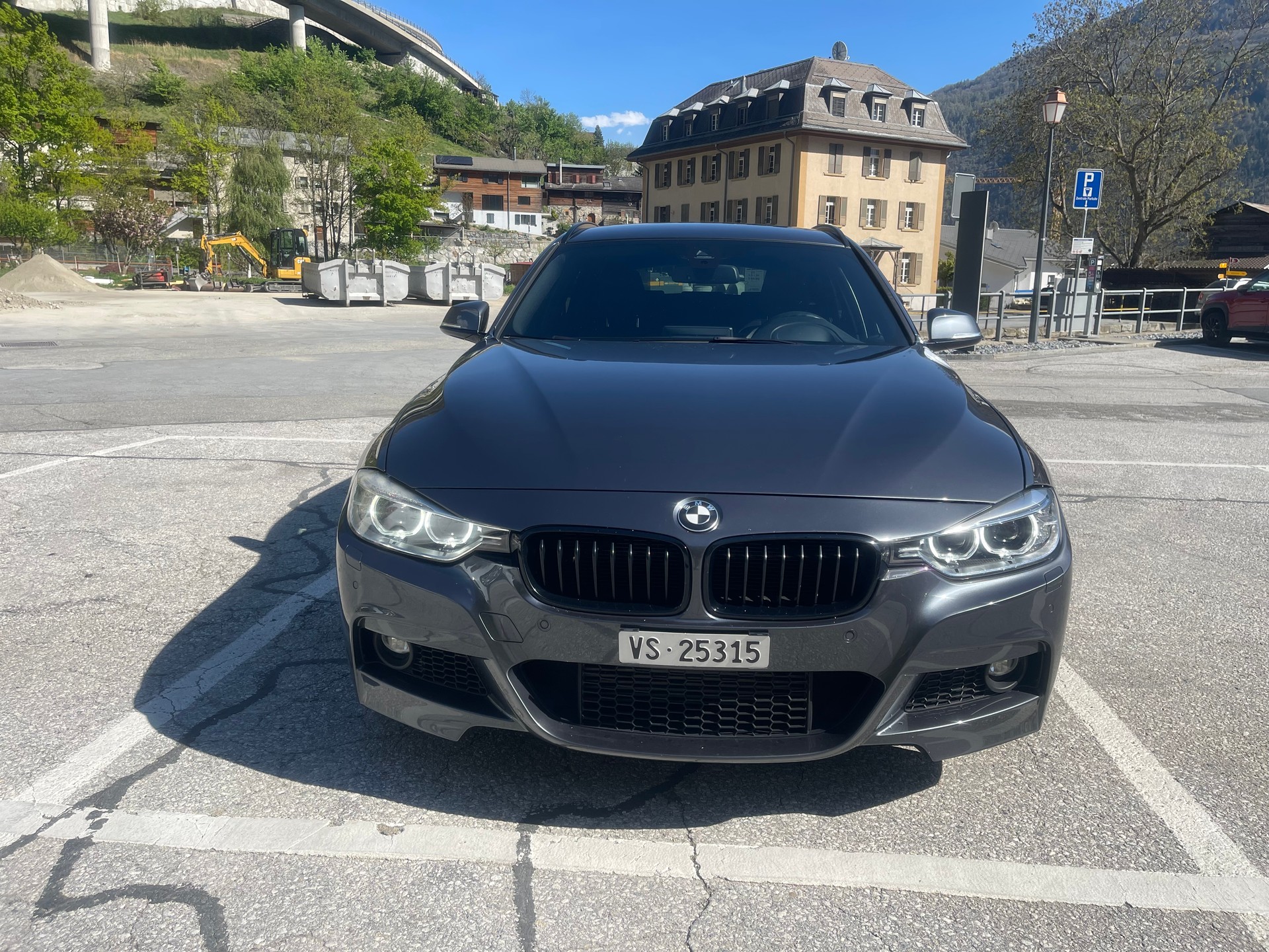 BMW 335i xDrive Touring Sport Line Steptronic-image-4