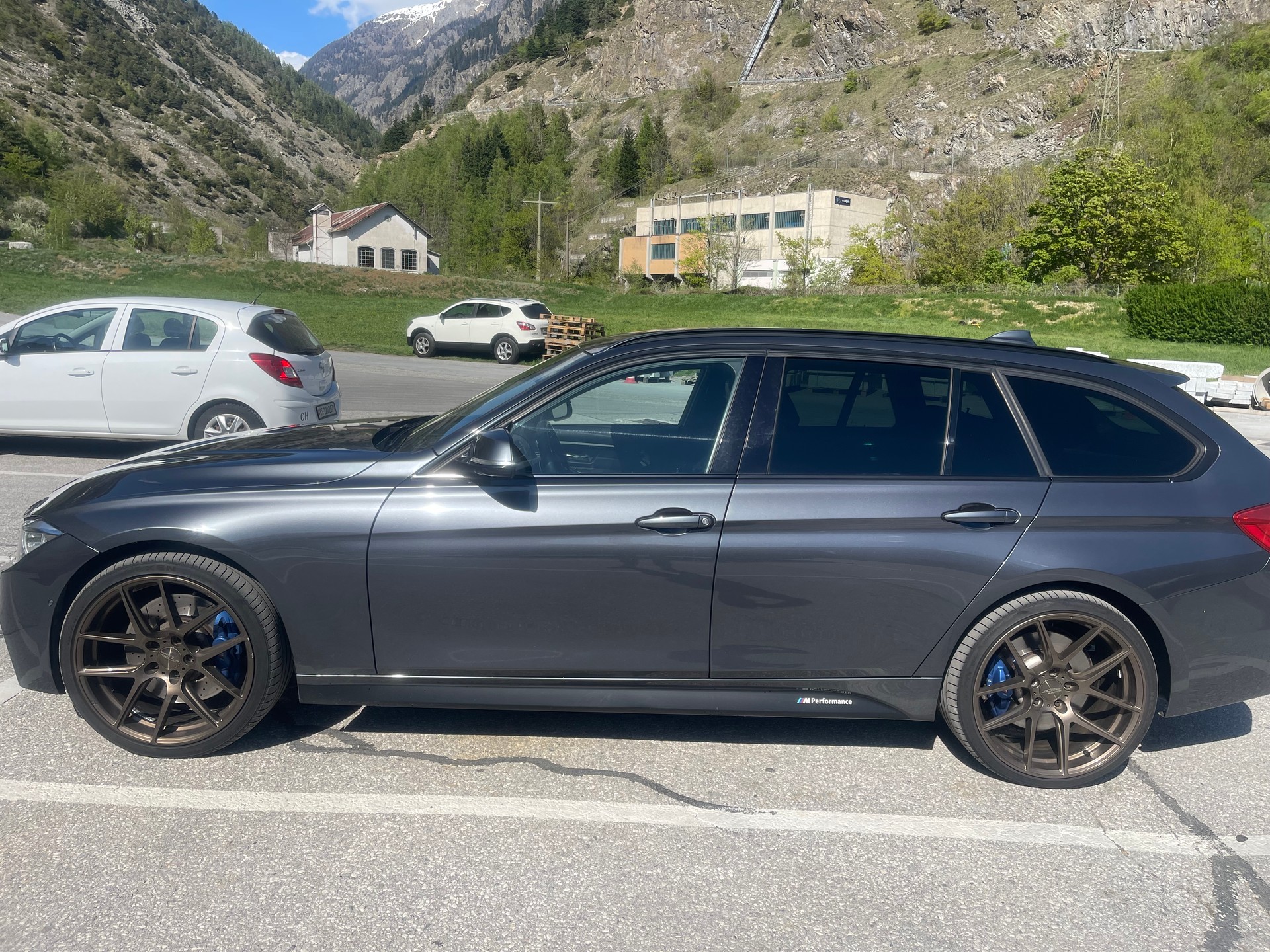 BMW 335i xDrive Touring Sport Line Steptronic-image-1