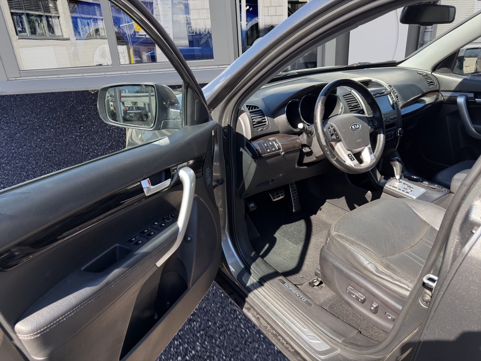 KIA Sorento 2.2 CRDI Style Automatic-image-8