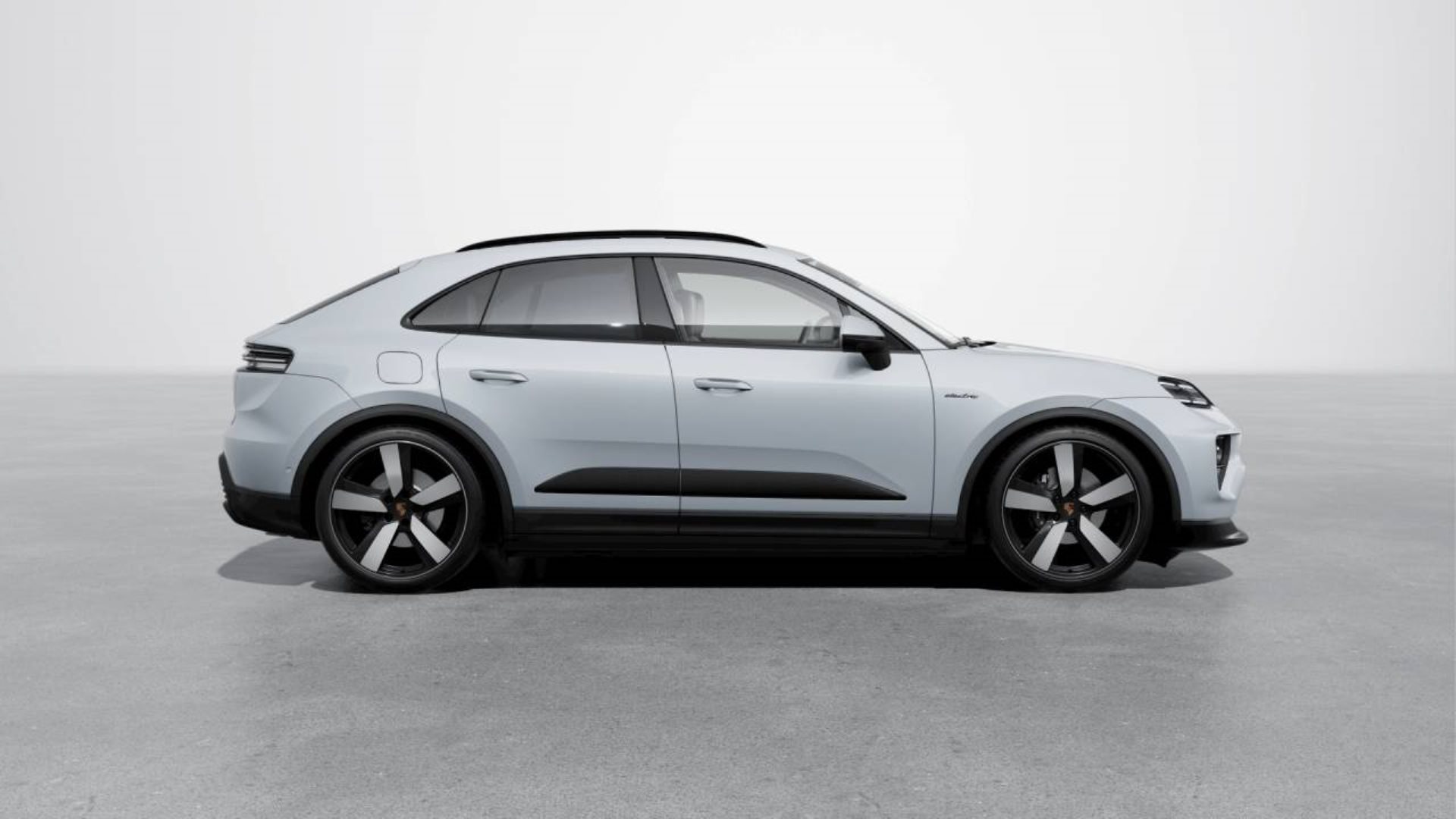 PORSCHE Macan 4 Electric-image-5