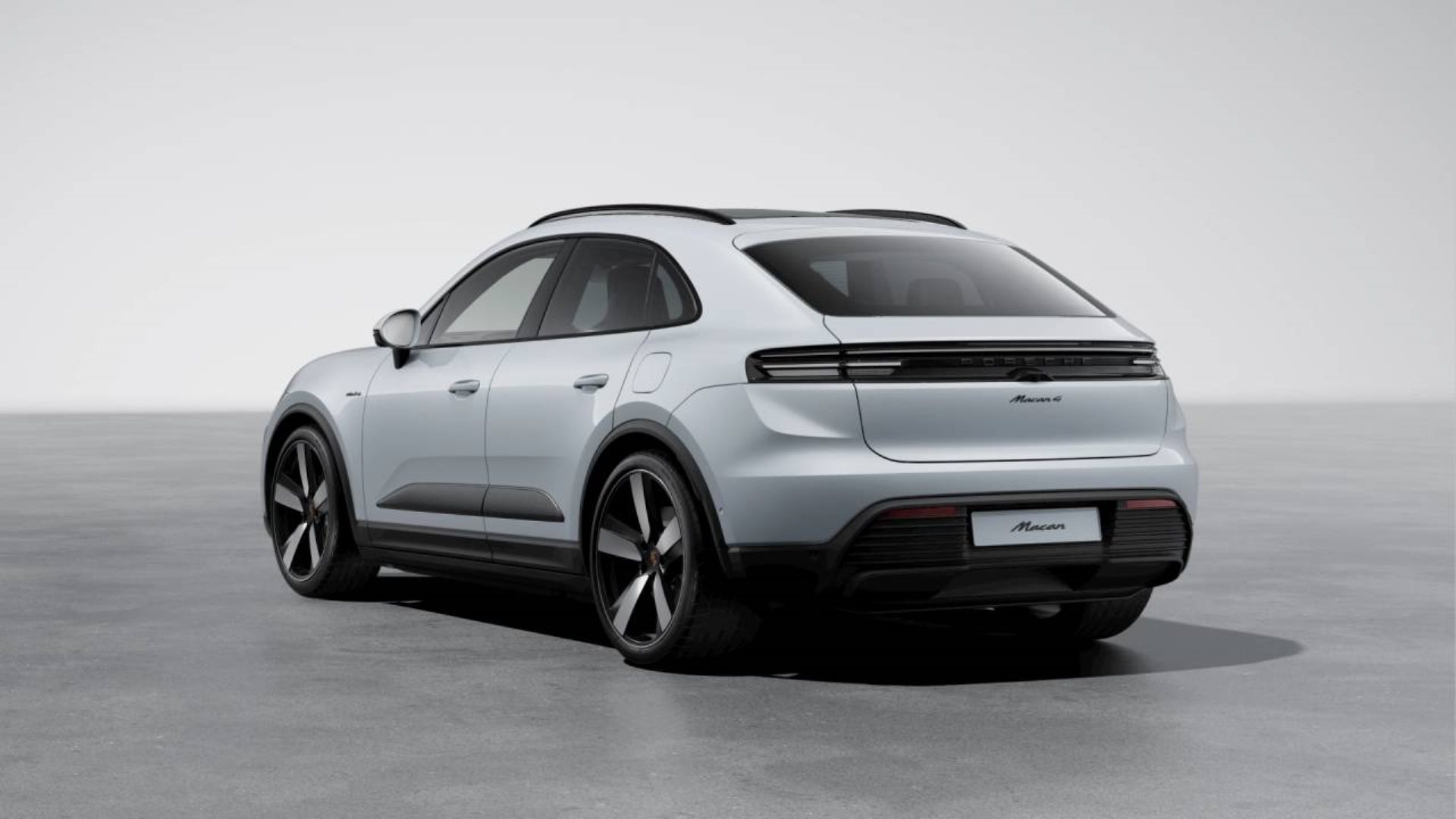 PORSCHE Macan 4 Electric-image-2